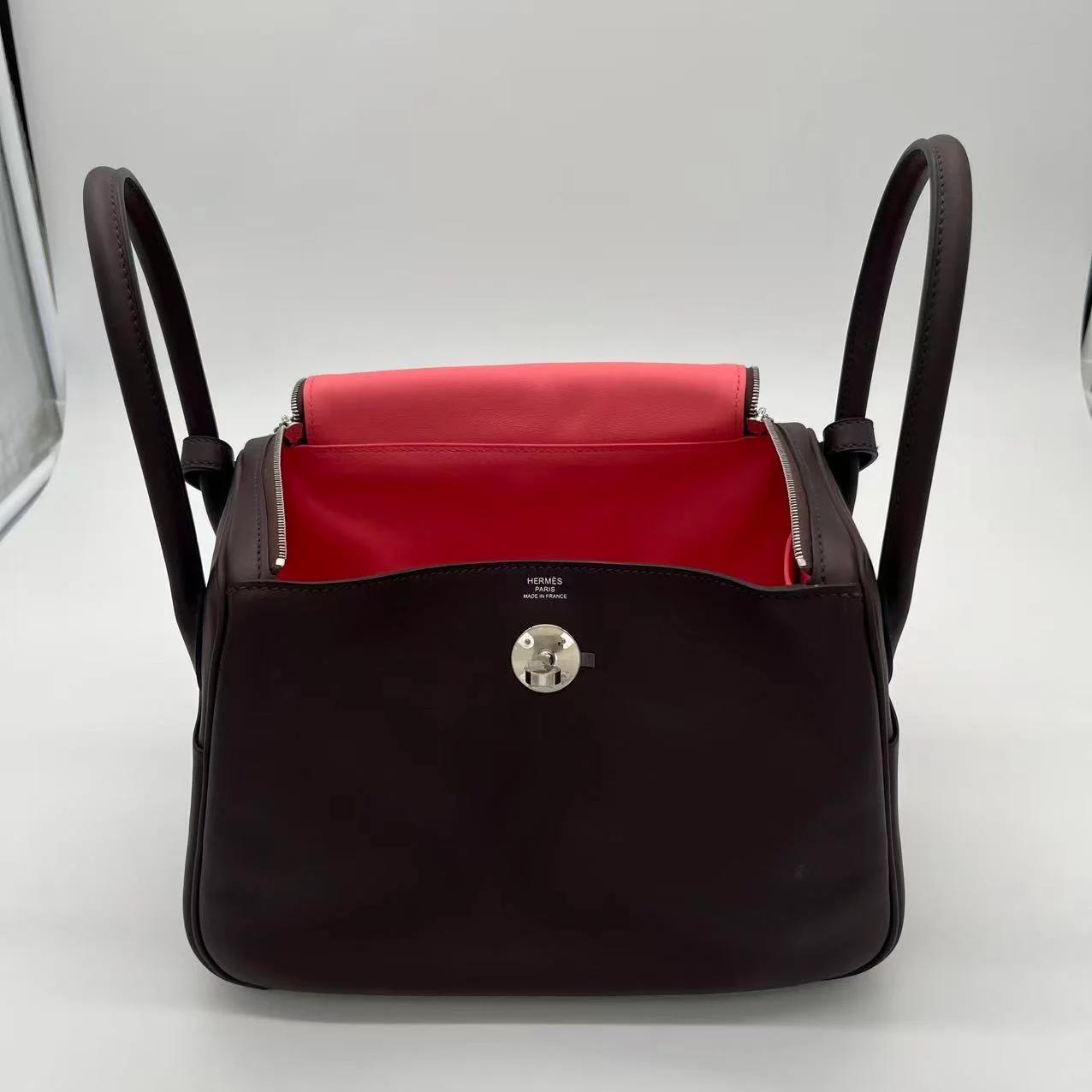 Very Good ( Rank A) HERMÈS Lindy 26 Verso Rouge Sellier (0G) Rose Azalee (8W) Swift Palladium hardware U (2022) - 18