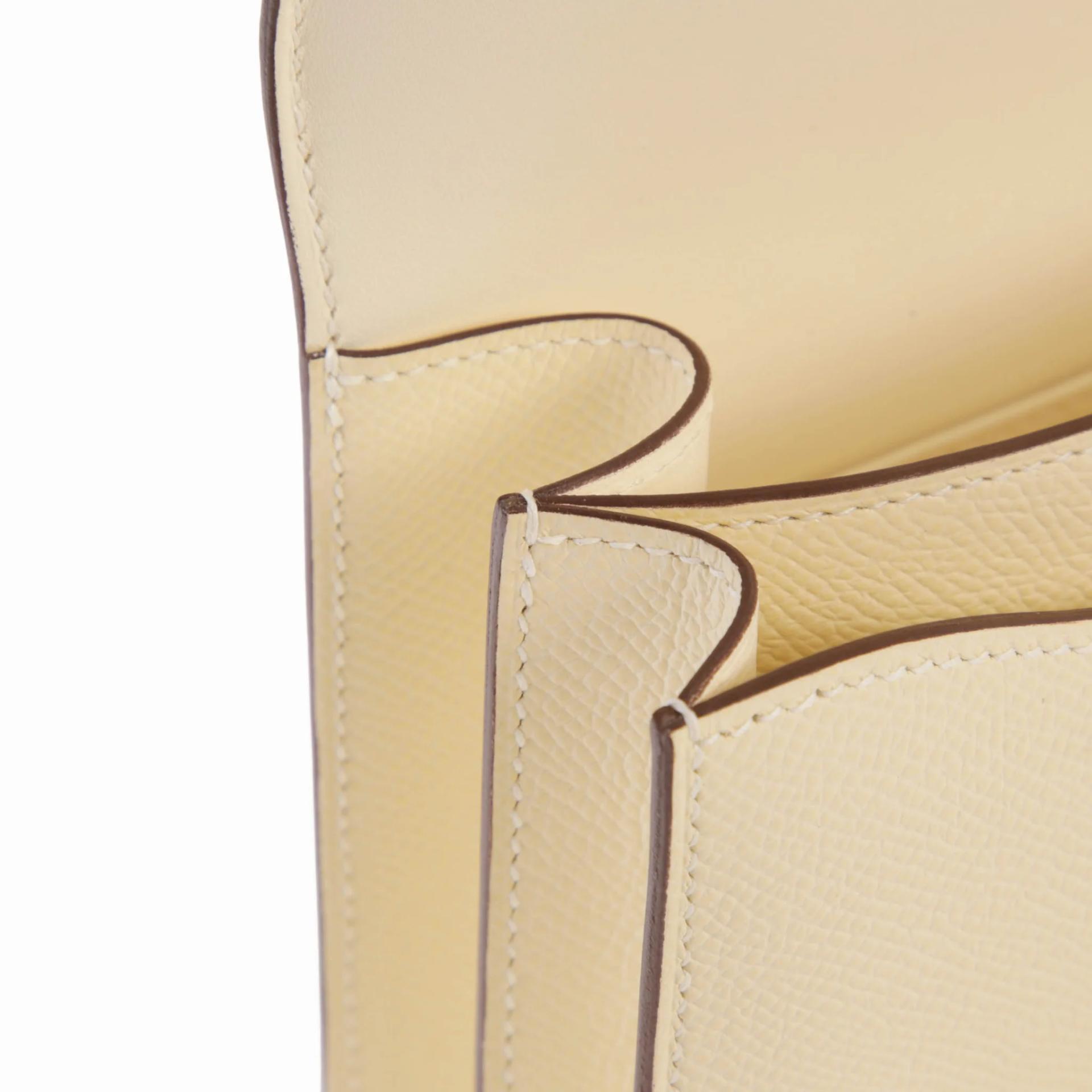 A美品 HERMÈS 愛馬仕 Constance 康康 Mini 19 Mirror I2 奶油白 Nata Epsom牛皮 蜥蜴扣 其他 B刻 2023年 - 12