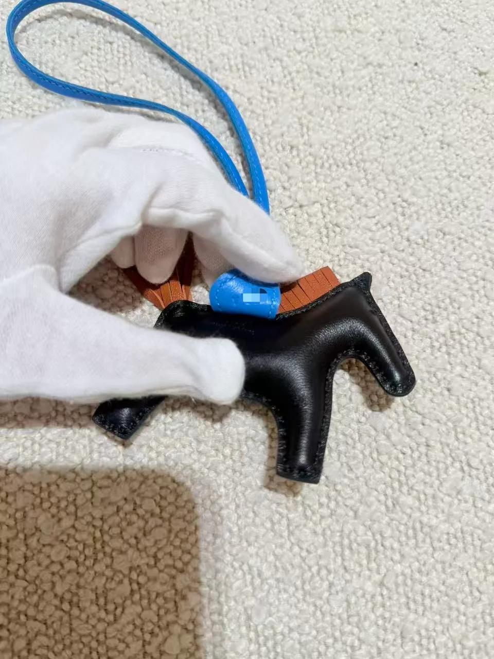 Unused ( Rank NS ) HERMÈS Rodeo Pegase PM Noir (89) Bleu Zanzibar (B3) Gold (37) Agneau Milo Swift Y (2020) - 4