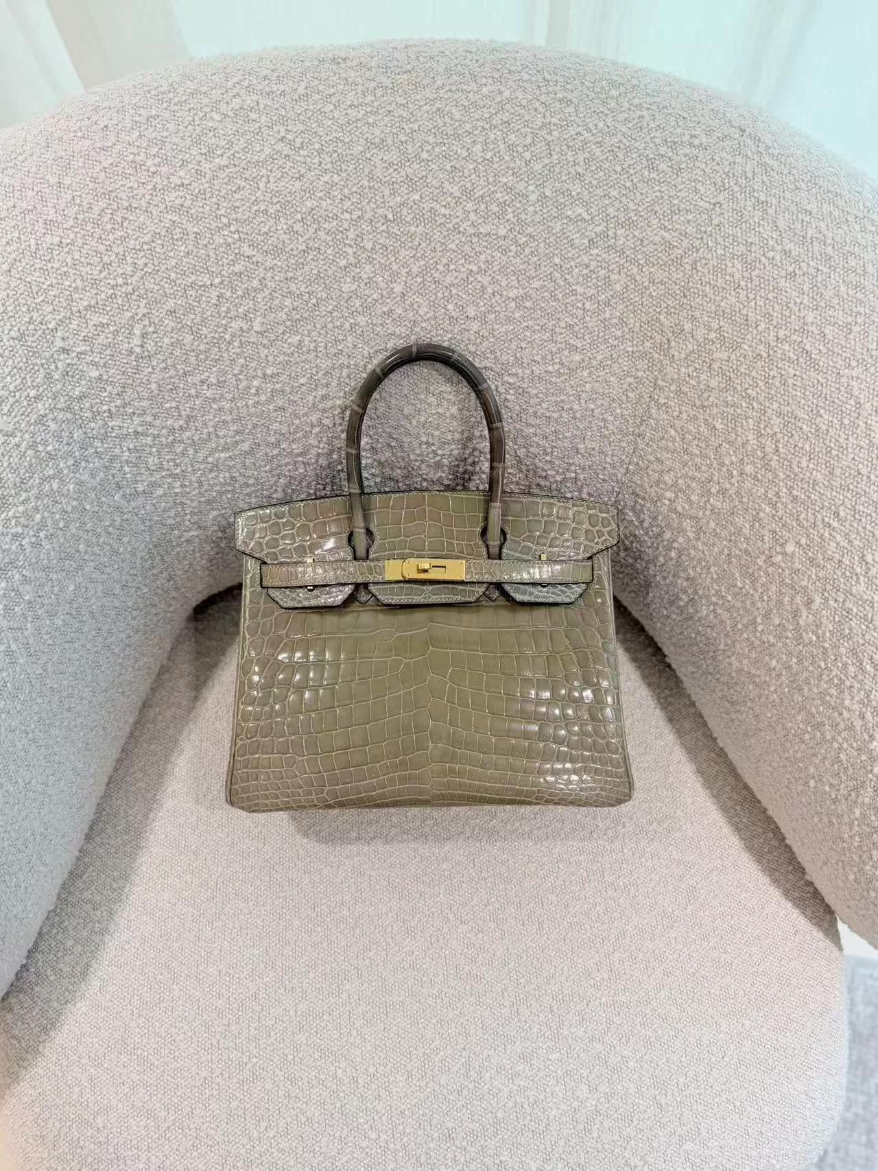 Very Good ( Rank A) HERMÈS Birkin 30 Gris Tourterelle (81) Shiny Niloticus Crocodile Gold hardware X (2016) - 3