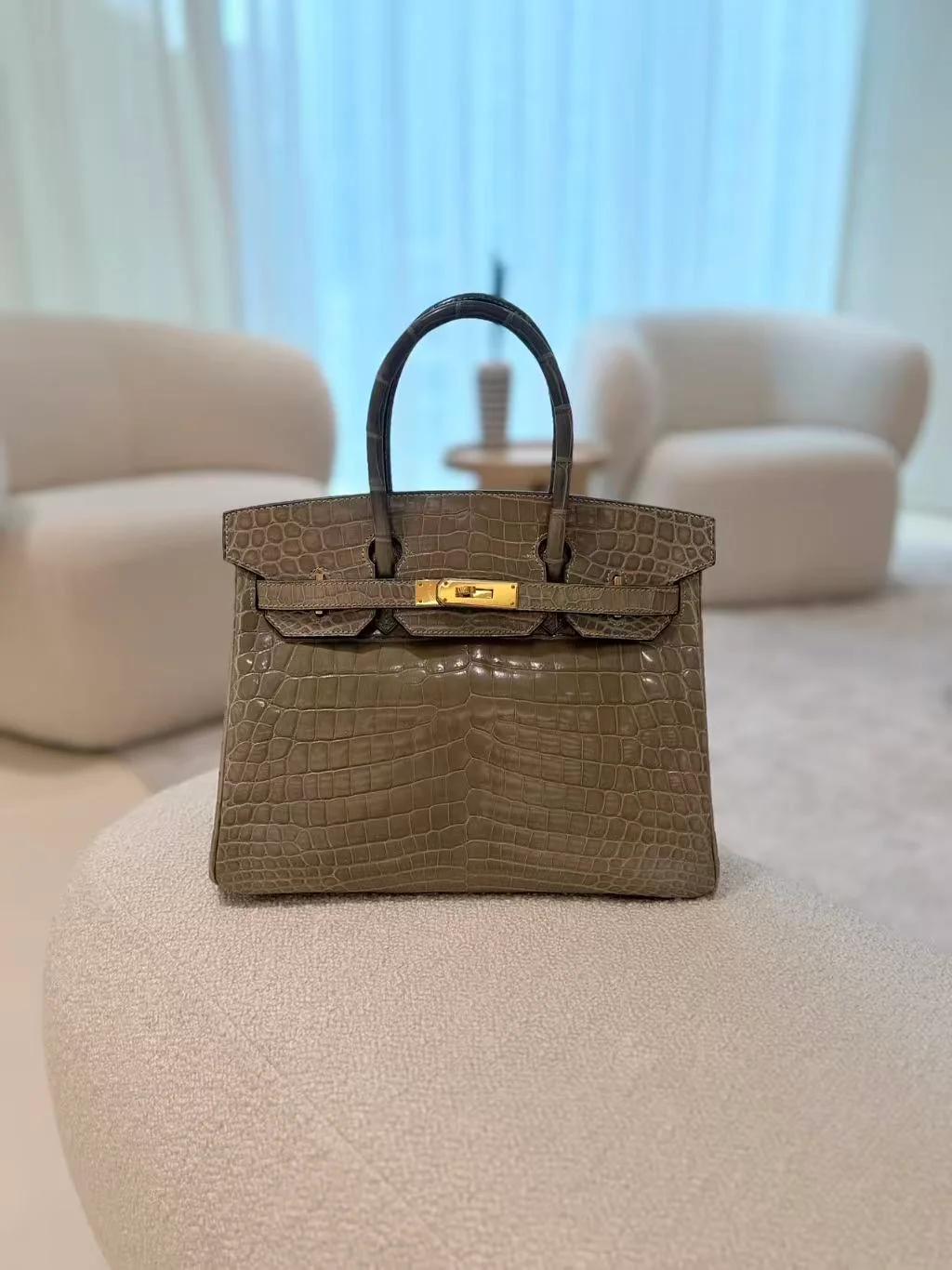 Very Good ( Rank A) HERMÈS Birkin 30 Gris Tourterelle (81) Shiny Niloticus Crocodile Gold hardware X (2016) - 4