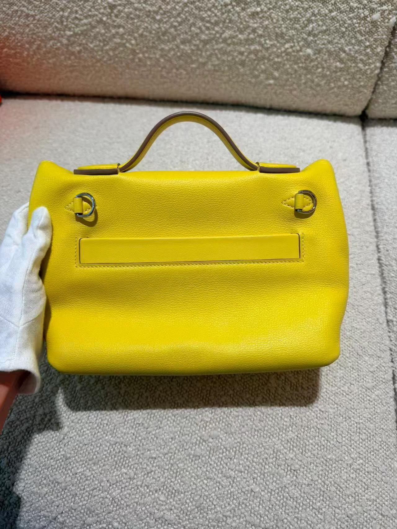 Excellent ( Rank SA ) HERMÈS 24/24 - 21 mini Lime (9R) Evercolor Swift Palladium hardware B (2023) - 7