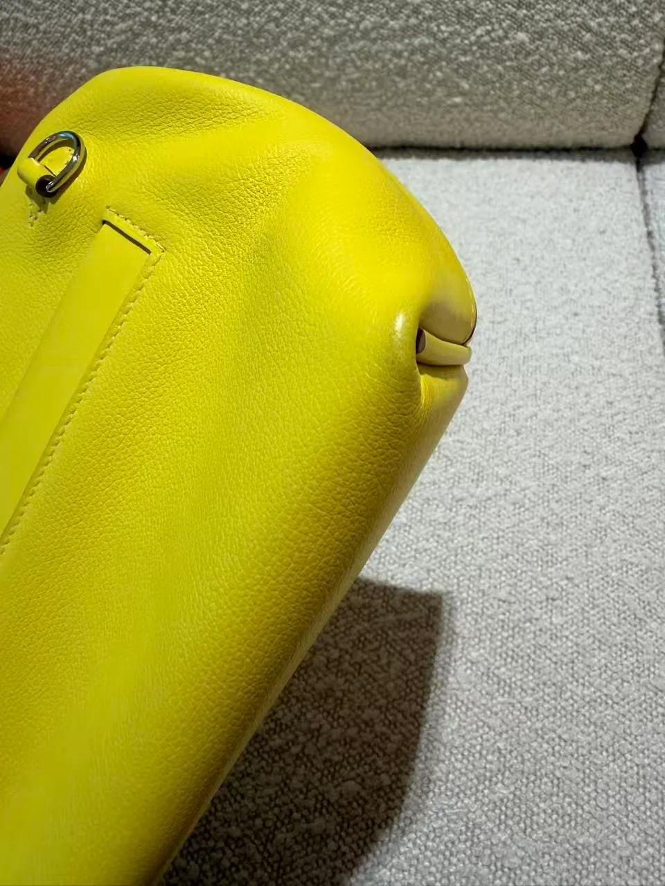 Excellent ( Rank SA ) HERMÈS 24/24 - 21 mini Lime (9R) Evercolor Swift Palladium hardware B (2023) - 13