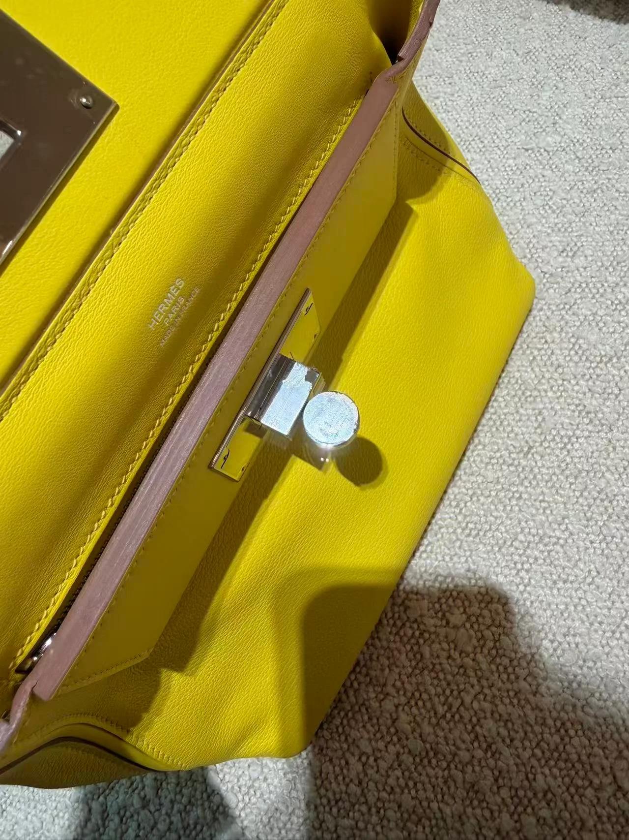 Excellent ( Rank SA ) HERMÈS 24/24 - 21 mini Lime (9R) Evercolor Swift Palladium hardware B (2023) - 11