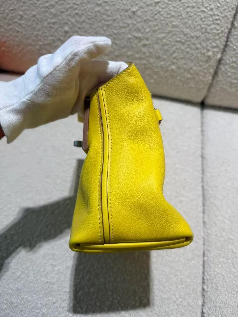 Excellent ( Rank SA ) HERMÈS 24/24 - 21 mini Lime (9R) Evercolor Swift Palladium hardware B (2023) - 8