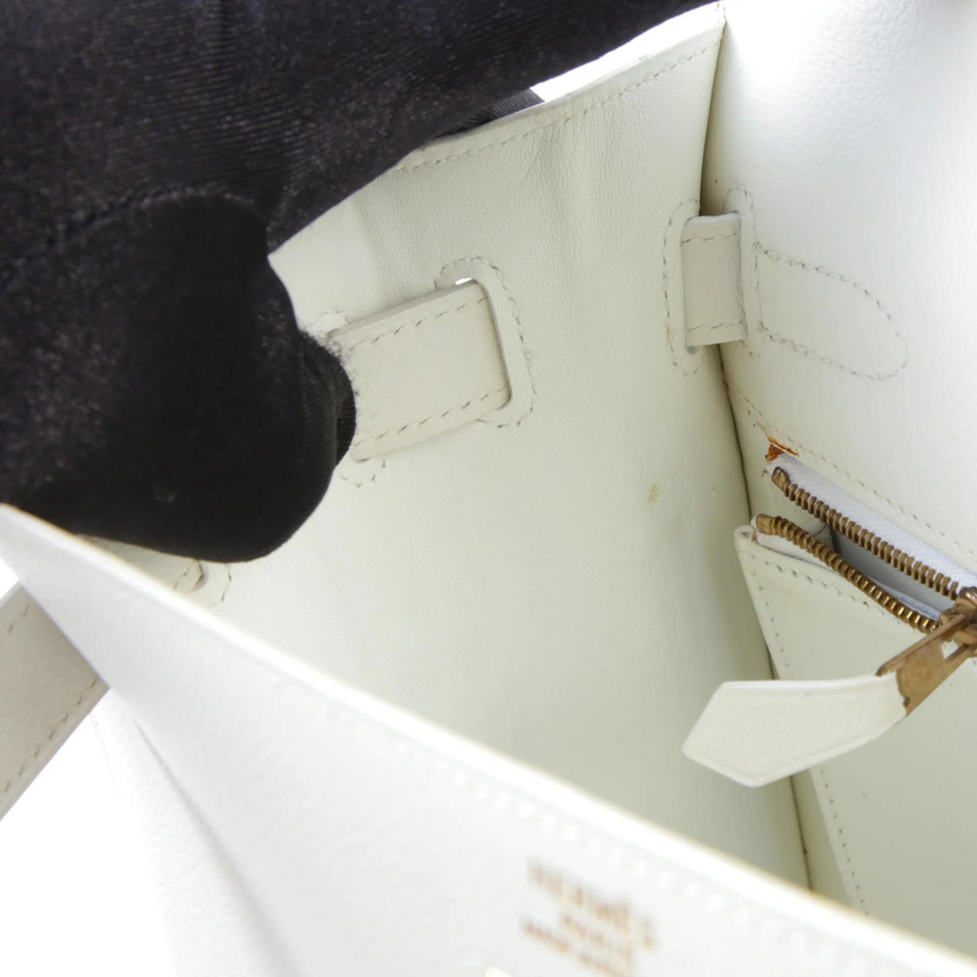 Good ( Rank AB) HERMÈS Kelly 32 White Evercolor Palladium hardware Square C (1999) - 12