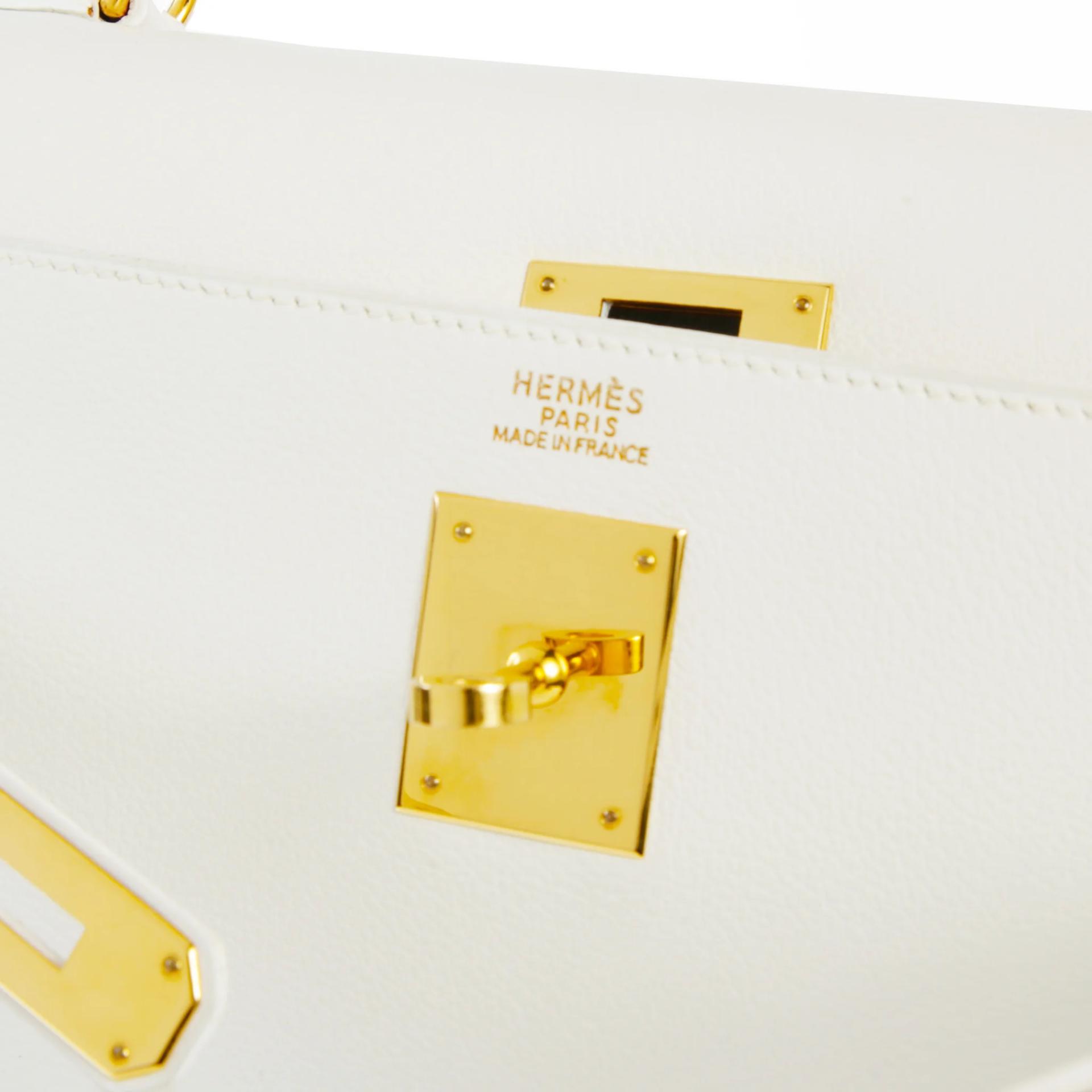 Good ( Rank AB) HERMÈS Kelly 32 White Evercolor Palladium hardware Square C (1999) - 9