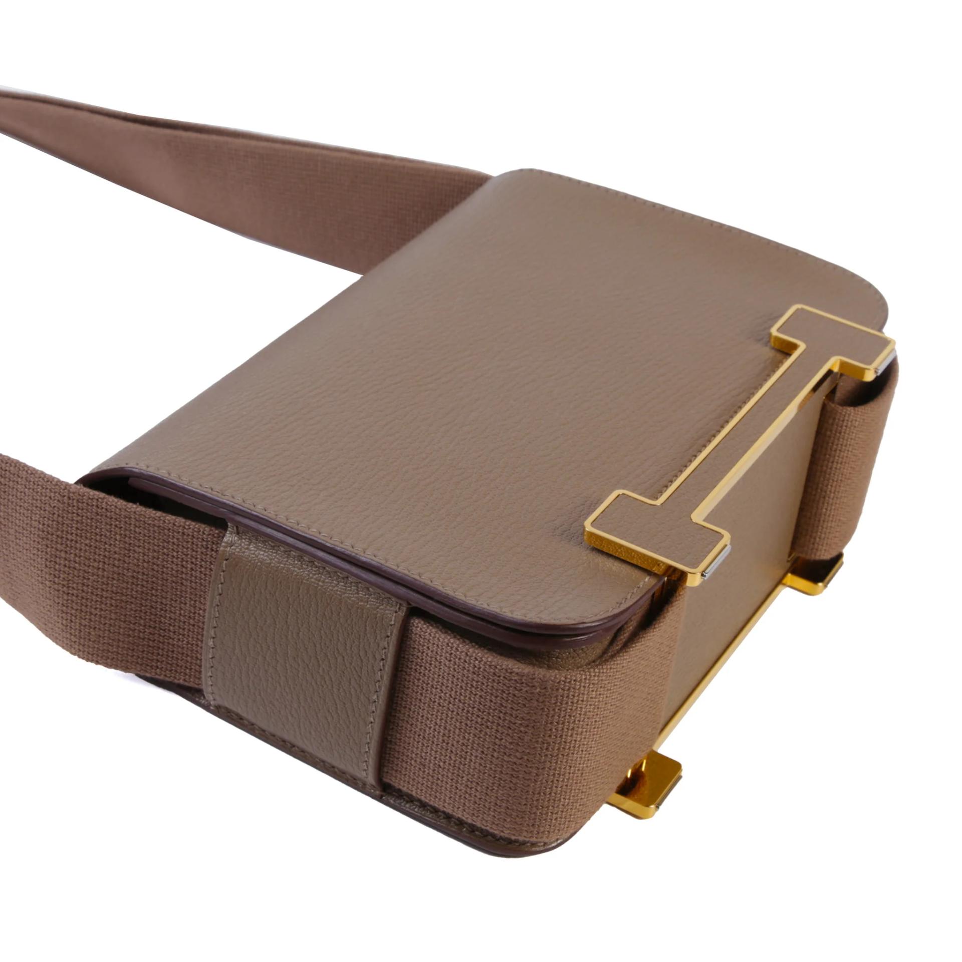 Very Good ( Rank A) HERMÈS Geta Etoupe (18) Chevre Gold hardware B (2023) - 6