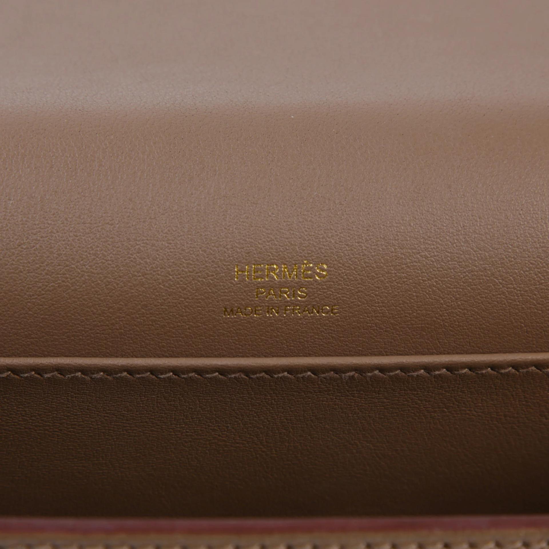 Very Good ( Rank A) HERMÈS Geta Etoupe (18) Chevre Gold hardware B (2023) - 9
