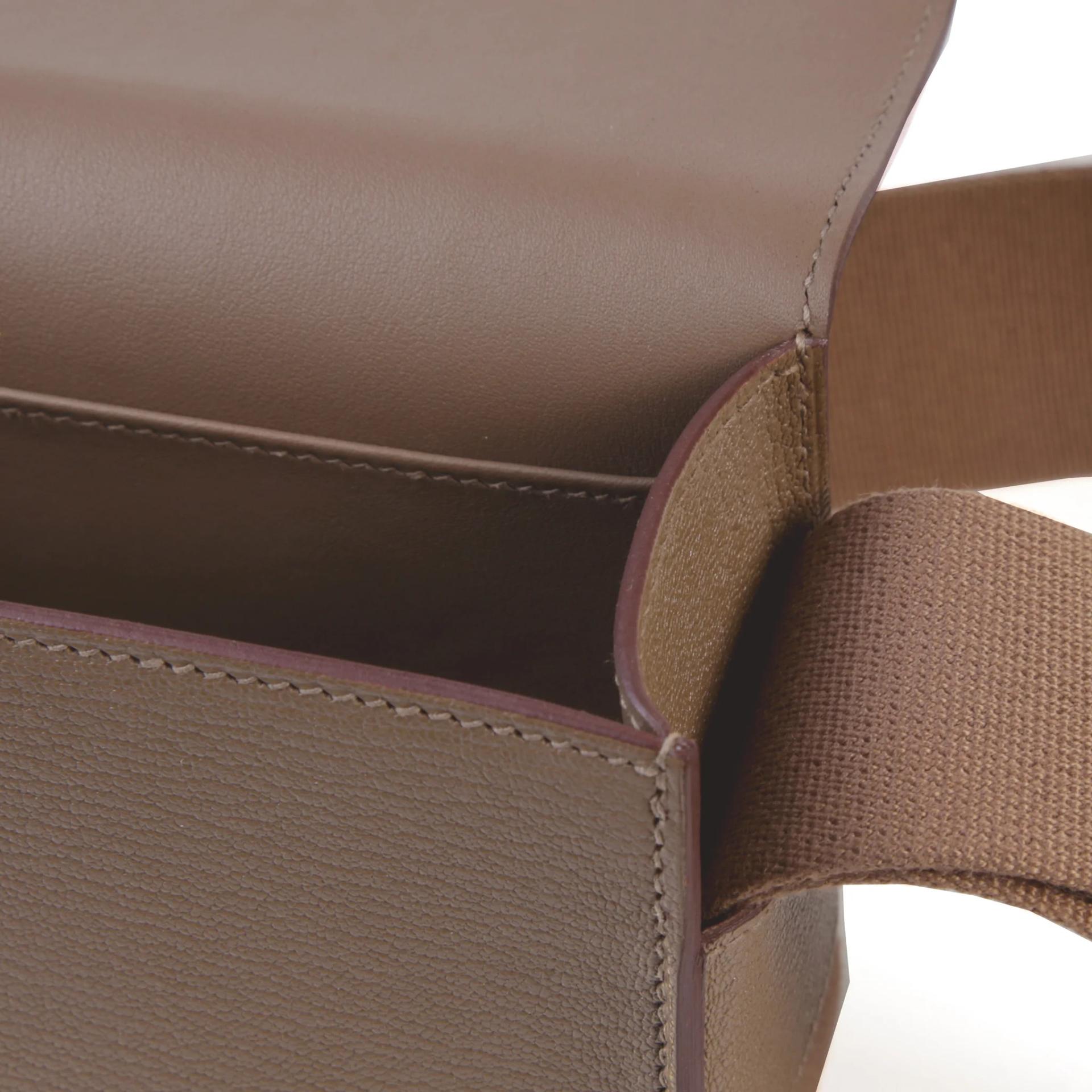 Very Good ( Rank A) HERMÈS Geta Etoupe (18) Chevre Gold hardware B (2023) - 11