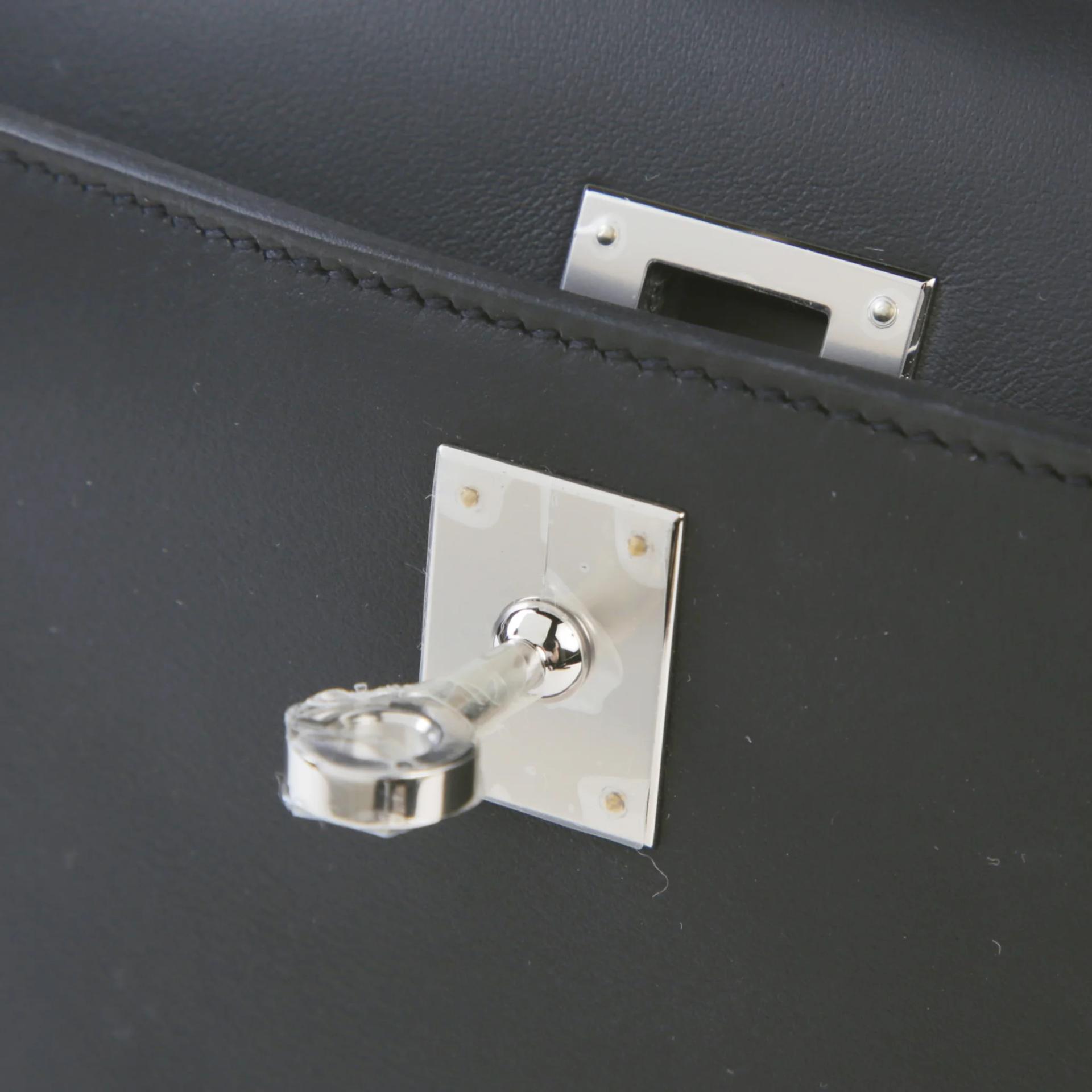Brand New ( Rank N ) HERMÈS Kelly Pochette Noir (89) Swift Palladium hardware G (2026) - 9