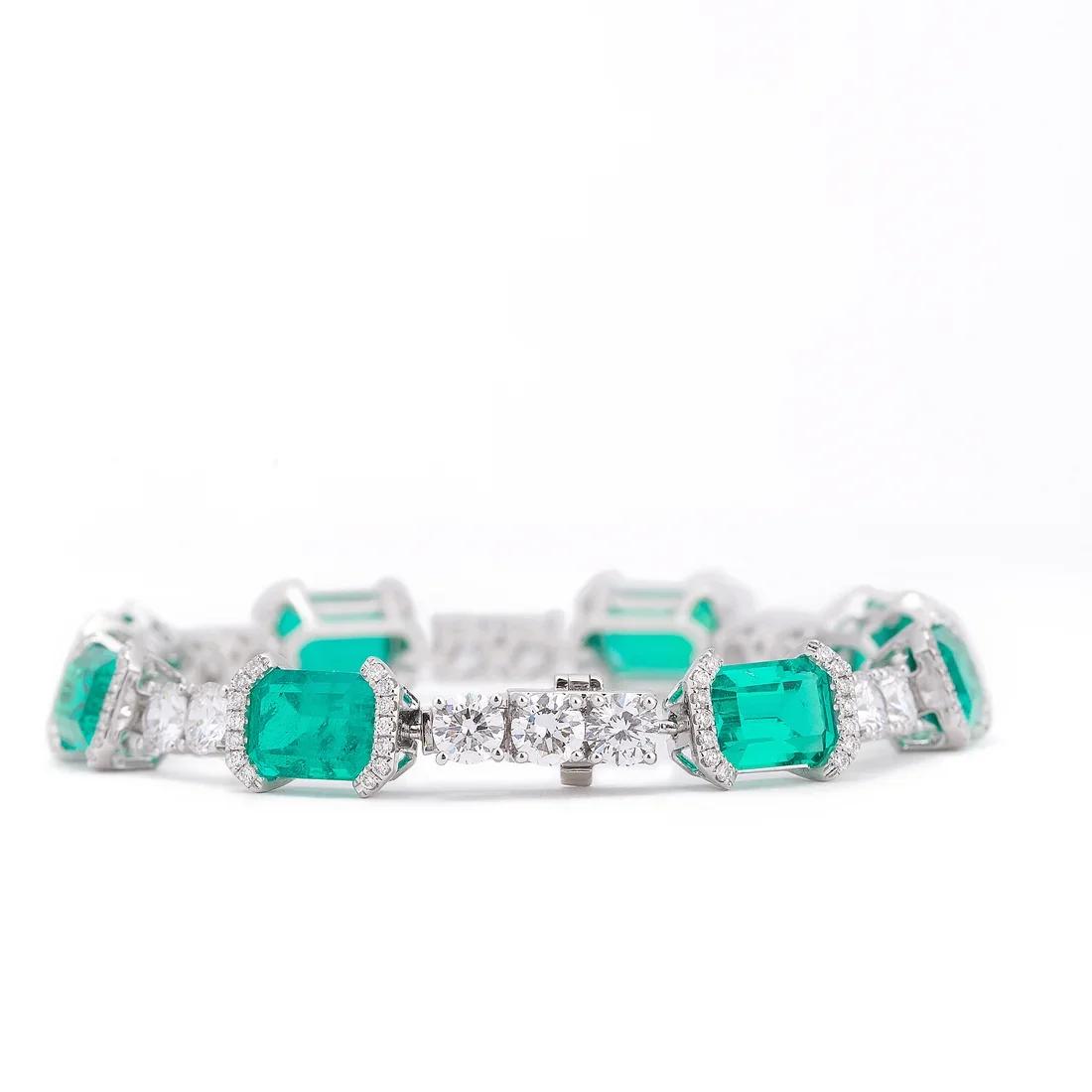 Brand New ( Rank N ) Mira Premium collection Emerald Ark Bracelet - 2