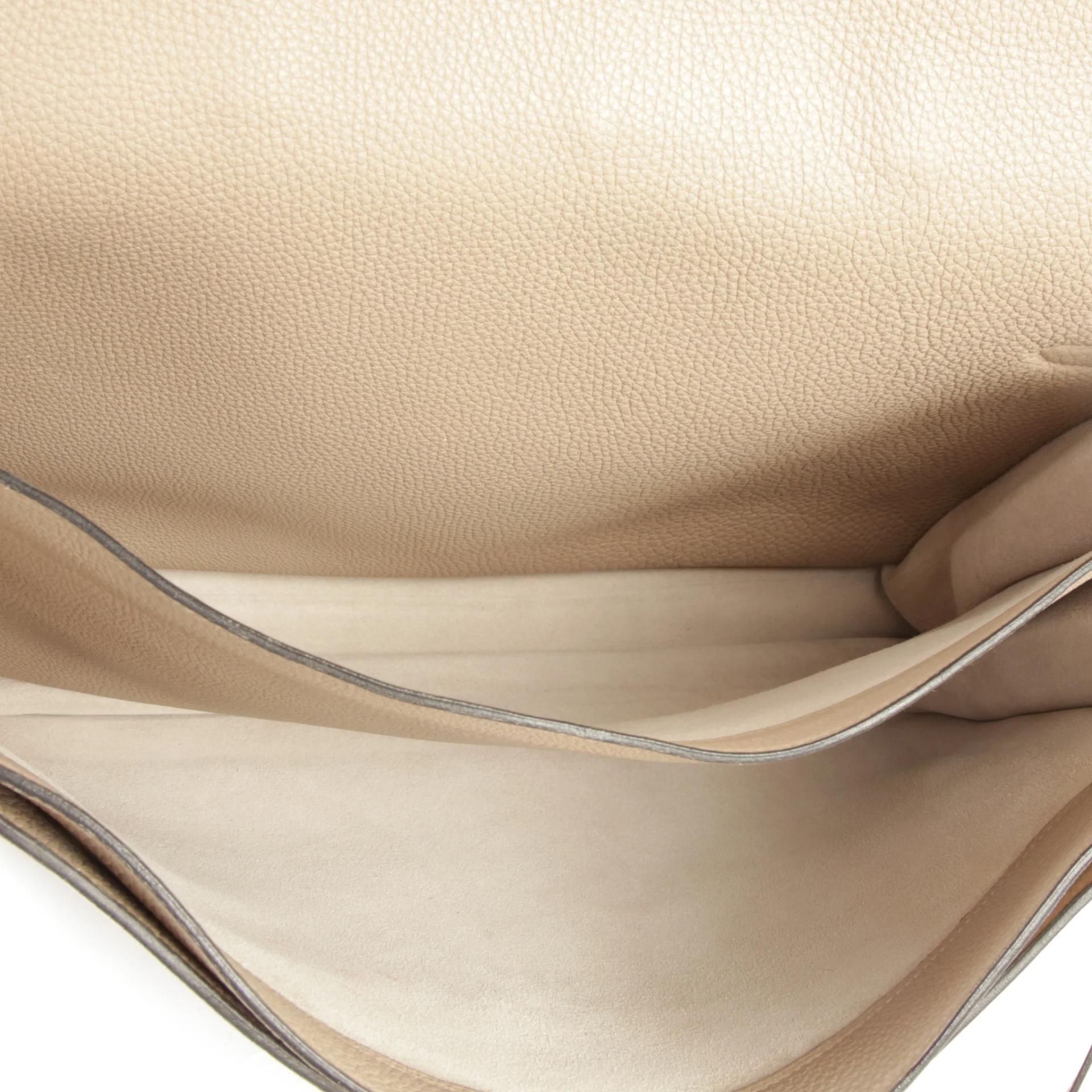 Very Good ( Rank A) HERMÈS Kelly depeches 36 Gris Tourterelle (81) Togo Palladium hardware Square O (2011) - 13