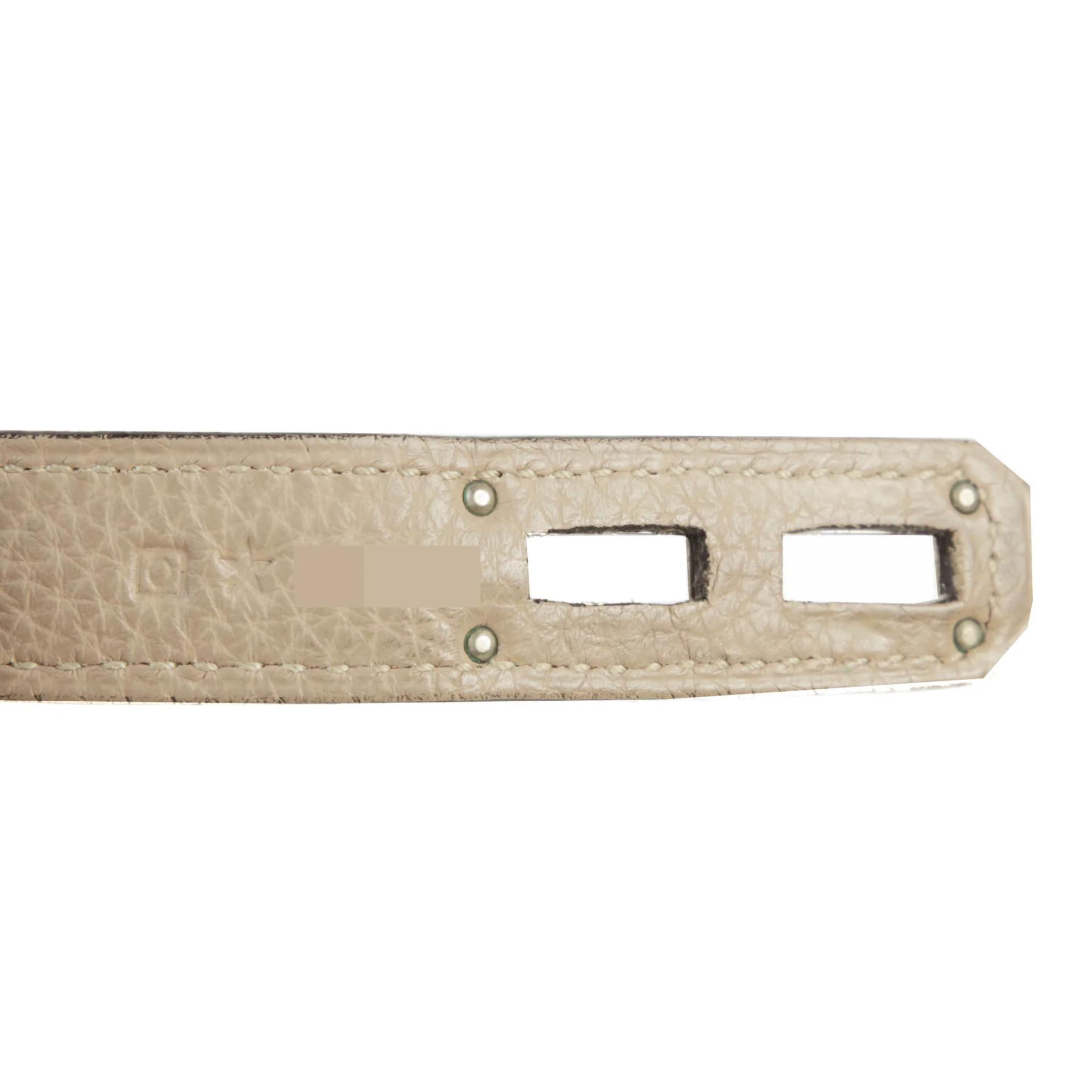 Very Good ( Rank A) HERMÈS Kelly depeches 36 Gris Tourterelle (81) Togo Palladium hardware Square O (2011) - 10