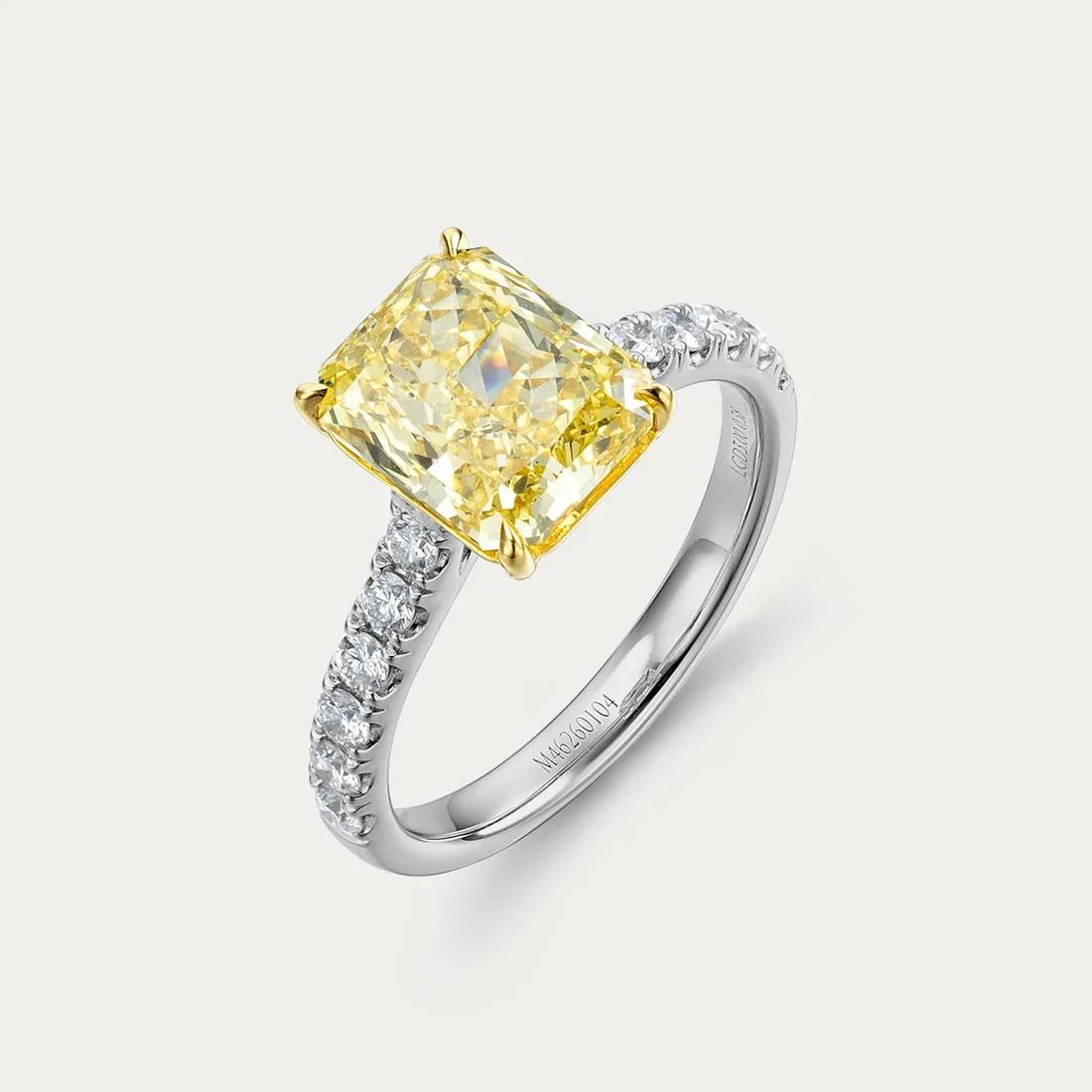 Brand New ( Rank N ) Mira Soi Éternel Radiant-Cut Yellow Diamond Ring - 2