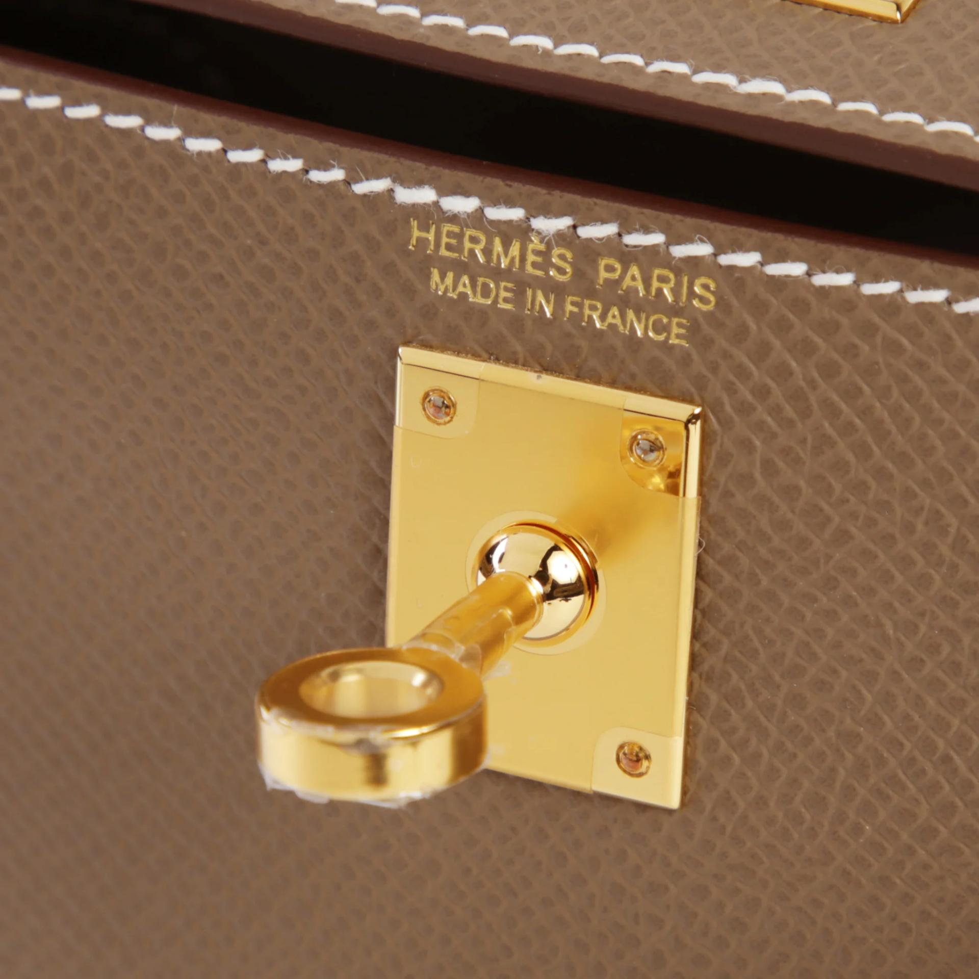 Brand New ( Rank N ) HERMÈS Mini Kelly II Etoupe (18) Epsom Gold hardware G (2026) - 9