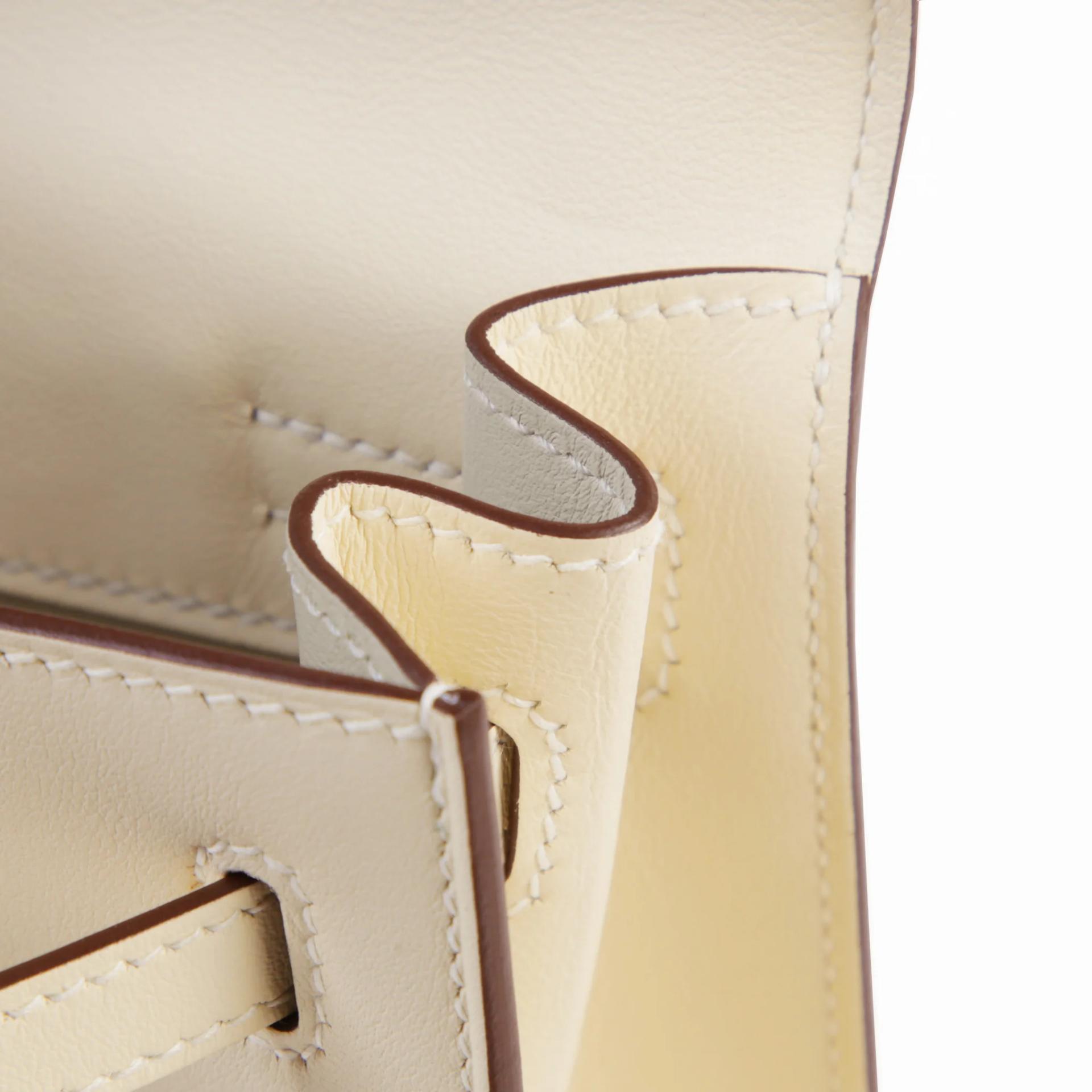 Very Good ( Rank A) HERMÈS Kelly Danse Nata (I2) Gris Perle (80) Swift Gold hardware B (2023) - 10