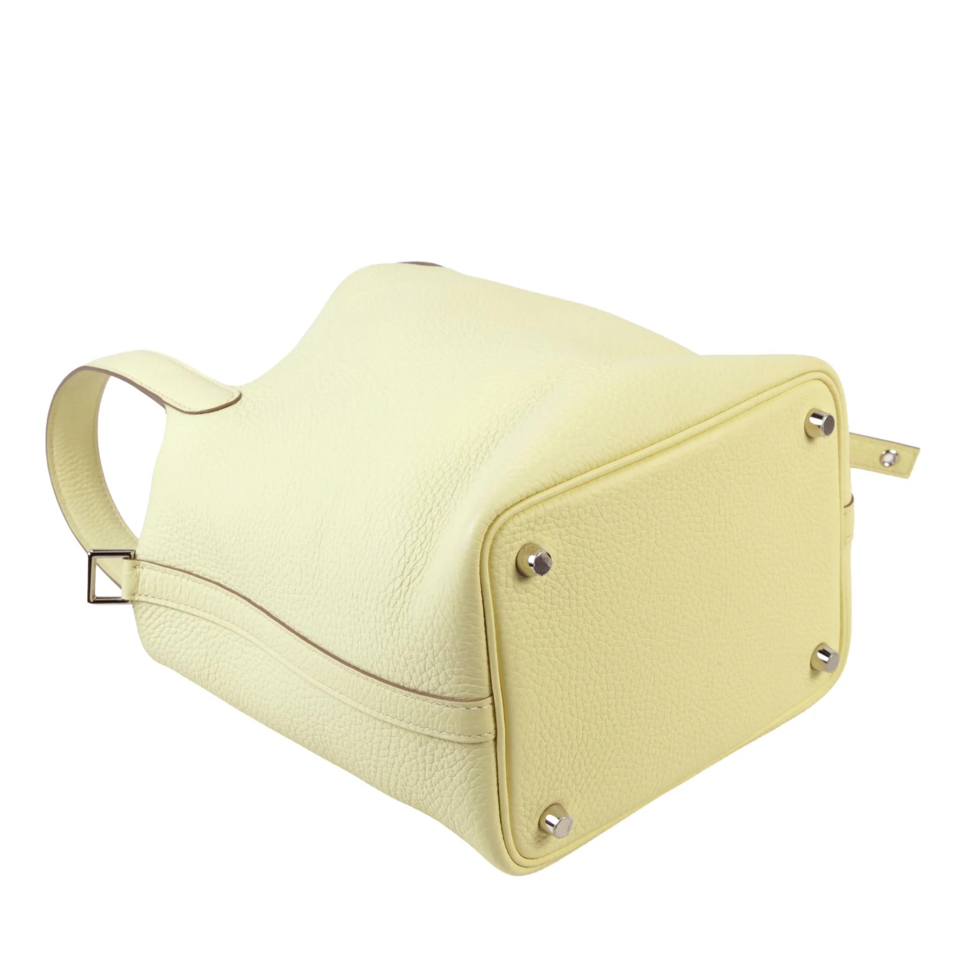 Excellent ( Rank SA ) HERMÈS Picotin Lock PM Jaune milton (i8) Clemence Palladium hardware W (2024) - 6