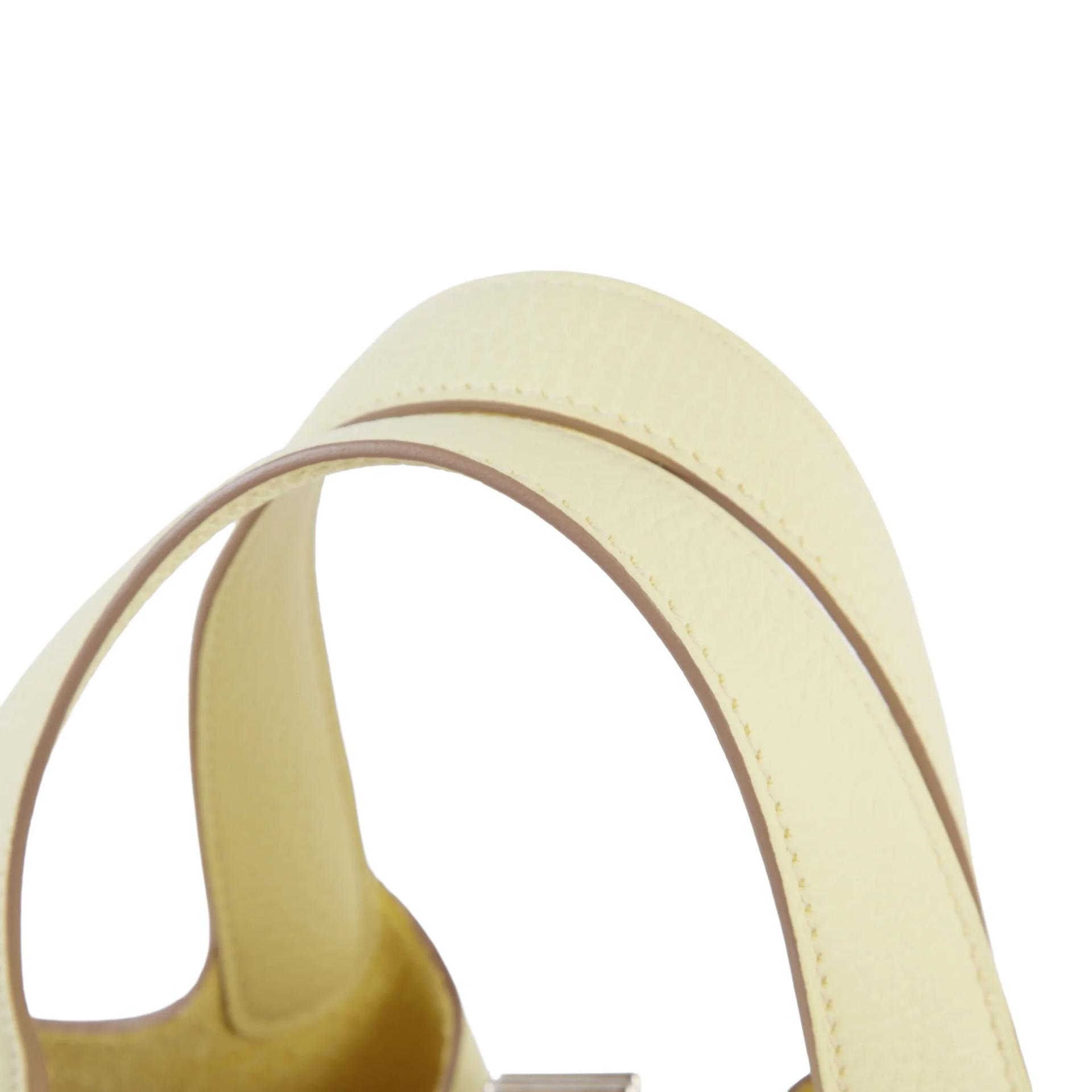 Excellent ( Rank SA ) HERMÈS Picotin Lock PM Jaune milton (i8) Clemence Palladium hardware W (2024) - 3
