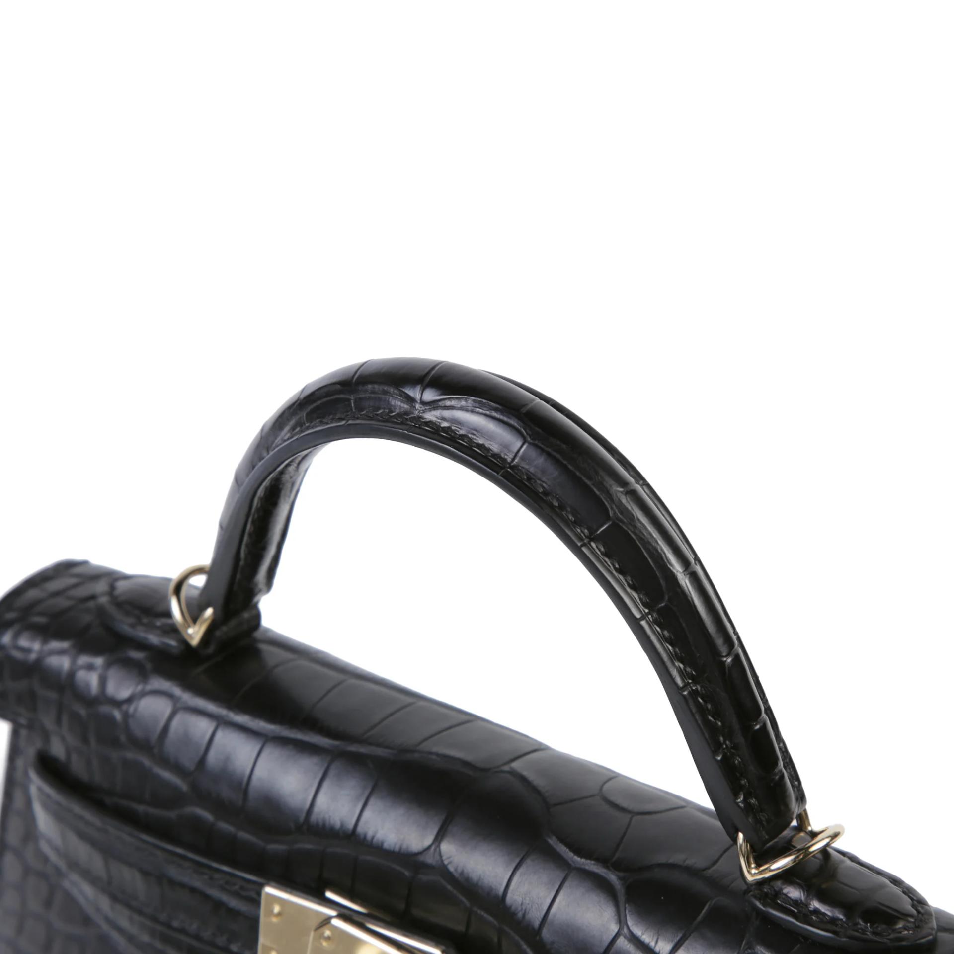 Unused ( Rank NS ) HERMÈS Mini Kelly II Noir (89) Matte Alligator Permabrass hardware G (2026) - 3