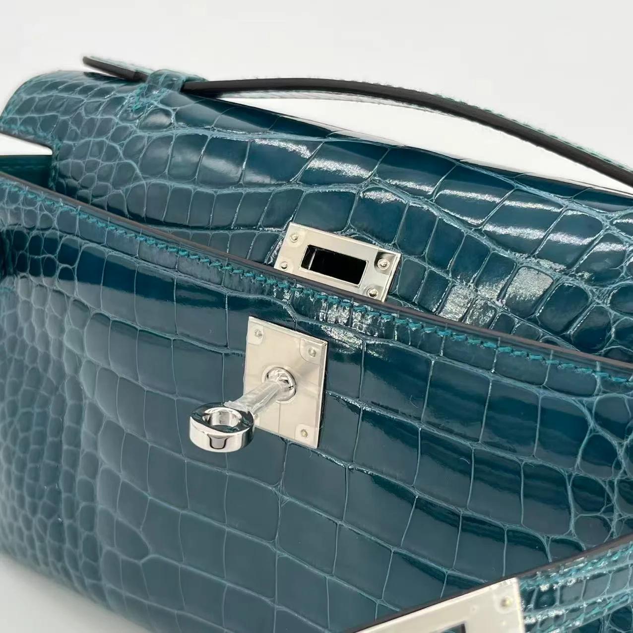 Unused ( Rank NS ) HERMÈS Kelly Pochette Vert Bosphore (W0) Shiny Alligator Palladium hardware Y (2020) - 10