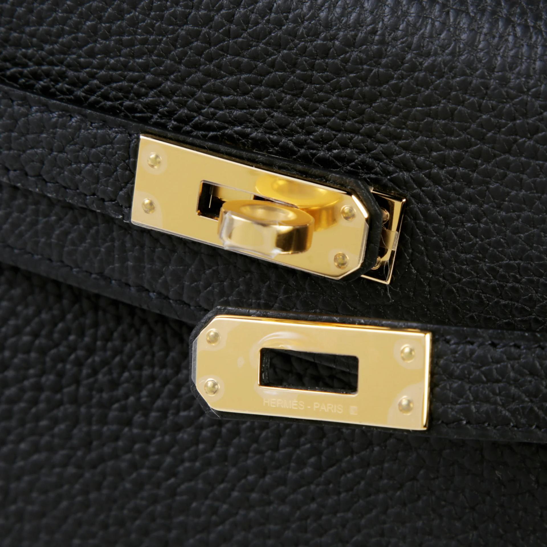 Brand New ( Rank N ) HERMÈS Kelly 25 Noir (89) Togo Gold hardware G (2026) - 8