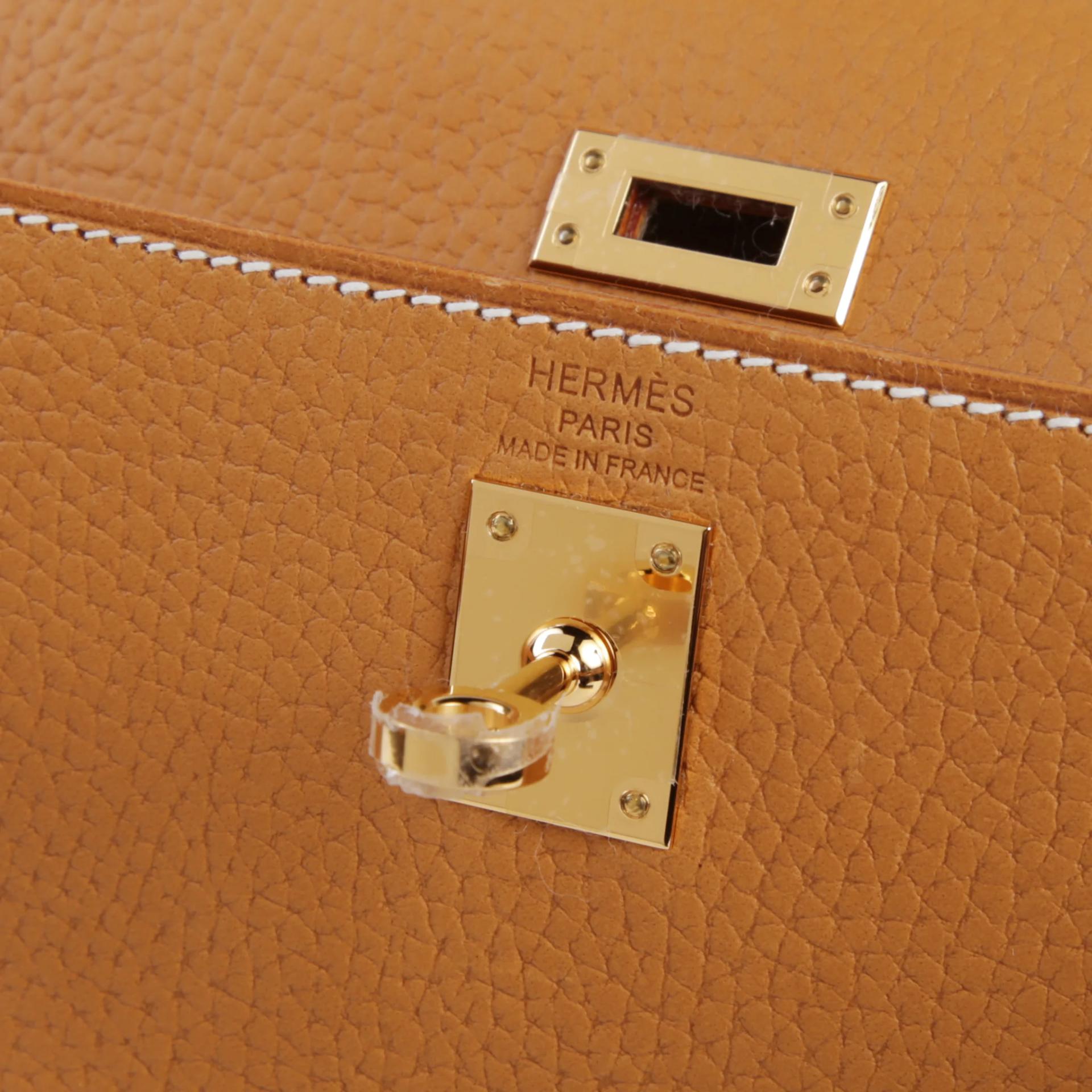 Unused ( Rank NS ) HERMÈS Kelly 25 Sellier Natural Sable (21) Vache Gold hardware G (2026) - 9