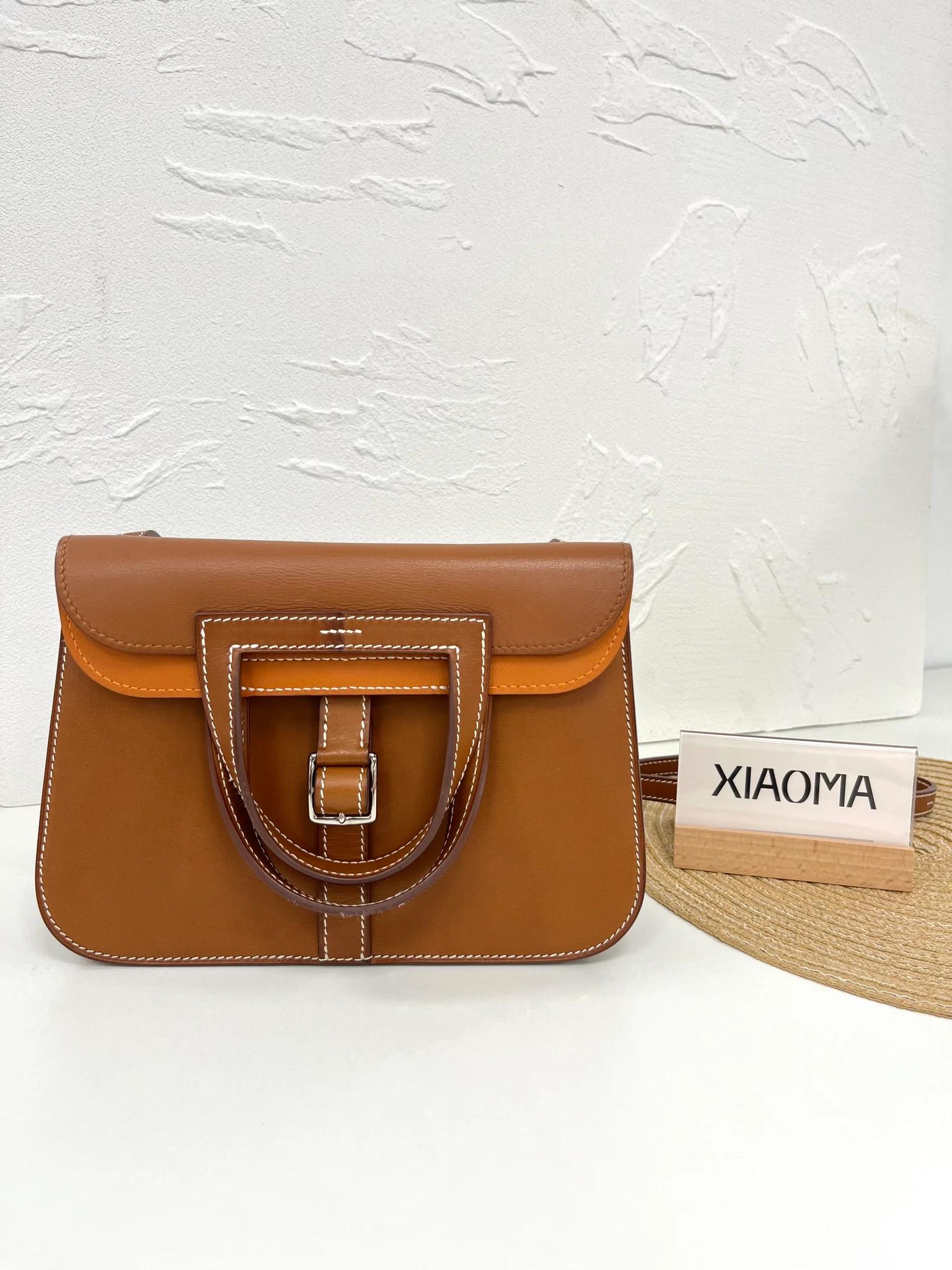 Very Good ( Rank A) HERMÈS Halzan Mini Fauve (34) Barenia Faubourg Palladium hardware A (2017) - 3