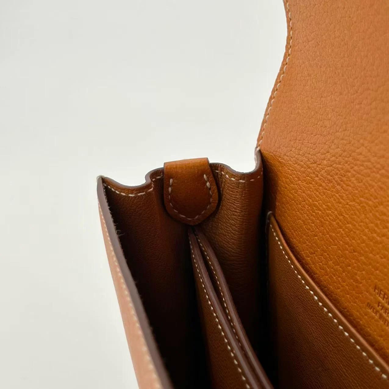 Very Good ( Rank A) HERMÈS Roulis Mini Toffee (1H) Peau Porc Palladium hardware U (2022) - 25