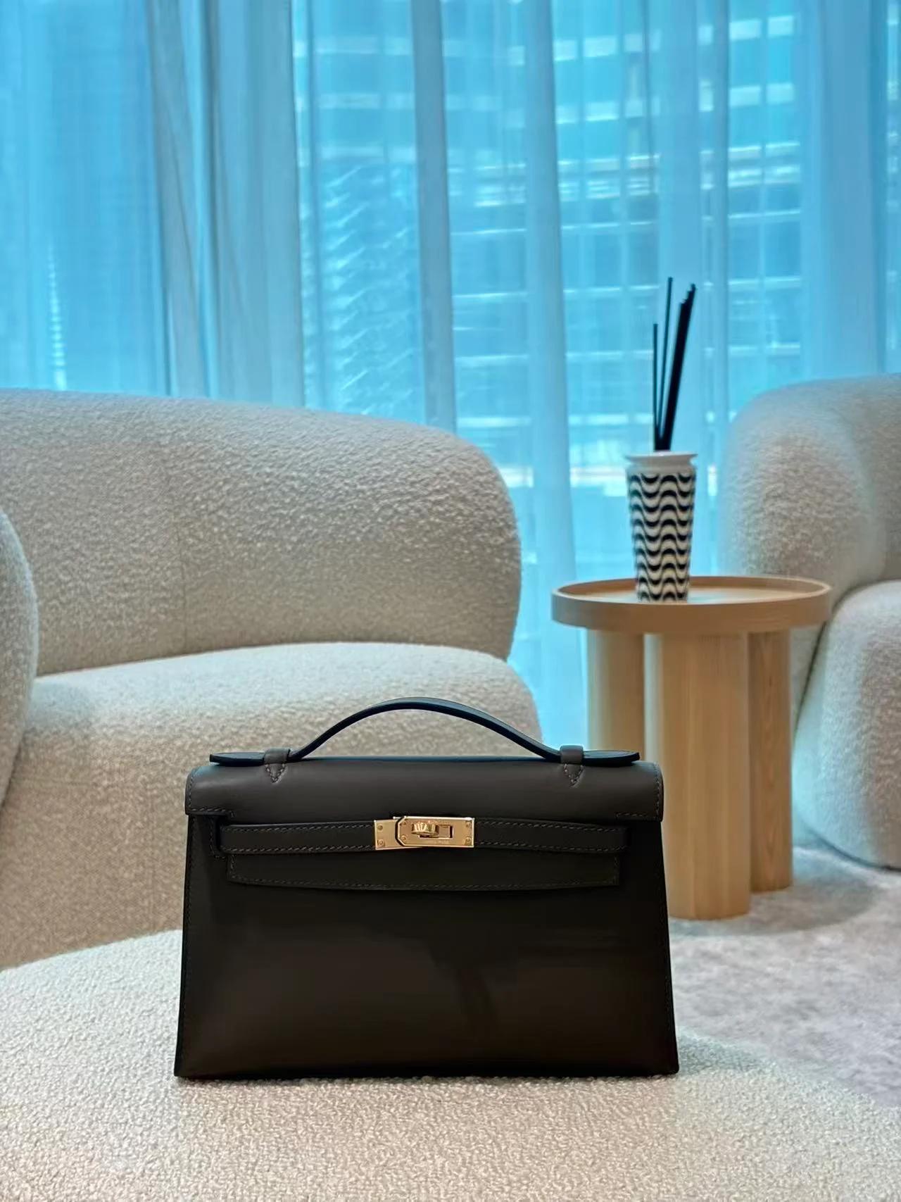 Brand New ( Rank N ) HERMÈS Kelly Pochette Vert Loden (V8) Swift Permabrass hardware G (2026) - 4