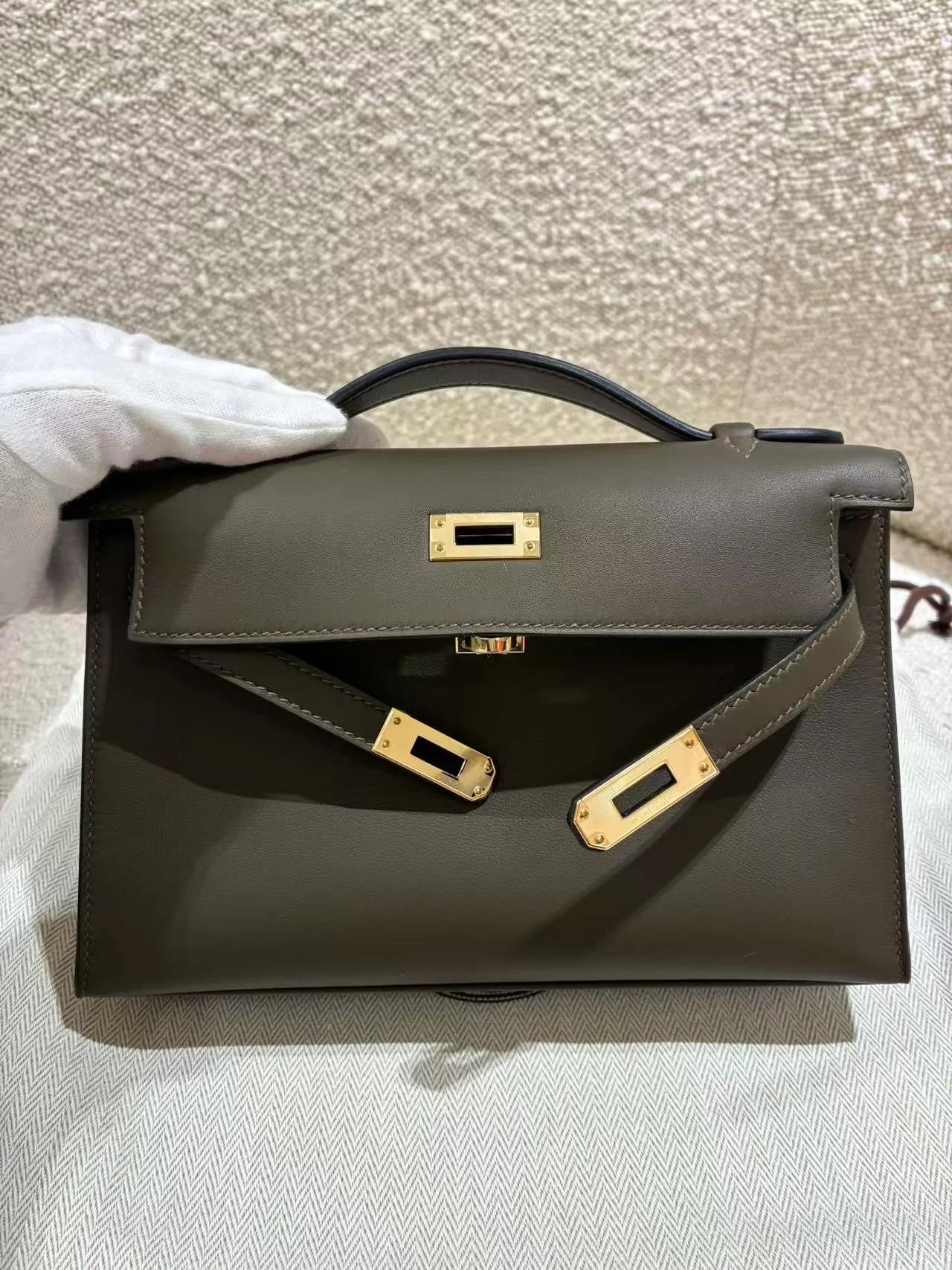 Brand New ( Rank N ) HERMÈS Kelly Pochette Vert Loden (V8) Swift Permabrass hardware G (2026) - 9