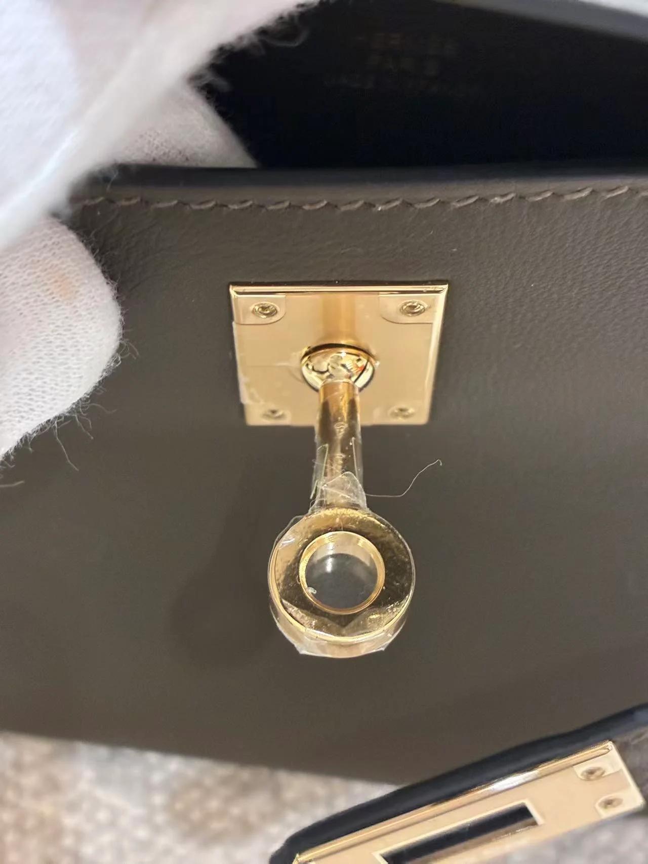 Brand New ( Rank N ) HERMÈS Kelly Pochette Vert Loden (V8) Swift Permabrass hardware G (2026) - 24
