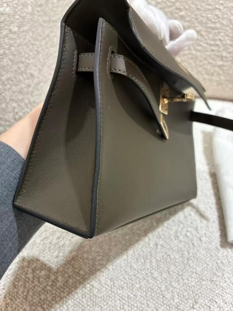 Brand New ( Rank N ) HERMÈS Kelly Pochette Vert Loden (V8) Swift Permabrass hardware G (2026) - 18