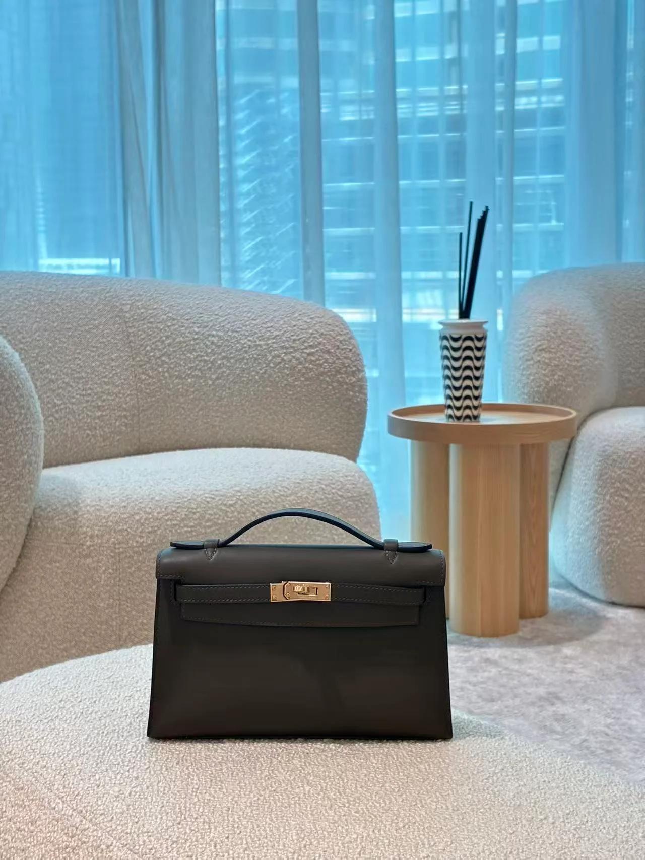 Brand New ( Rank N ) HERMÈS Kelly Pochette Vert Loden (V8) Swift Permabrass hardware G (2026) - 5