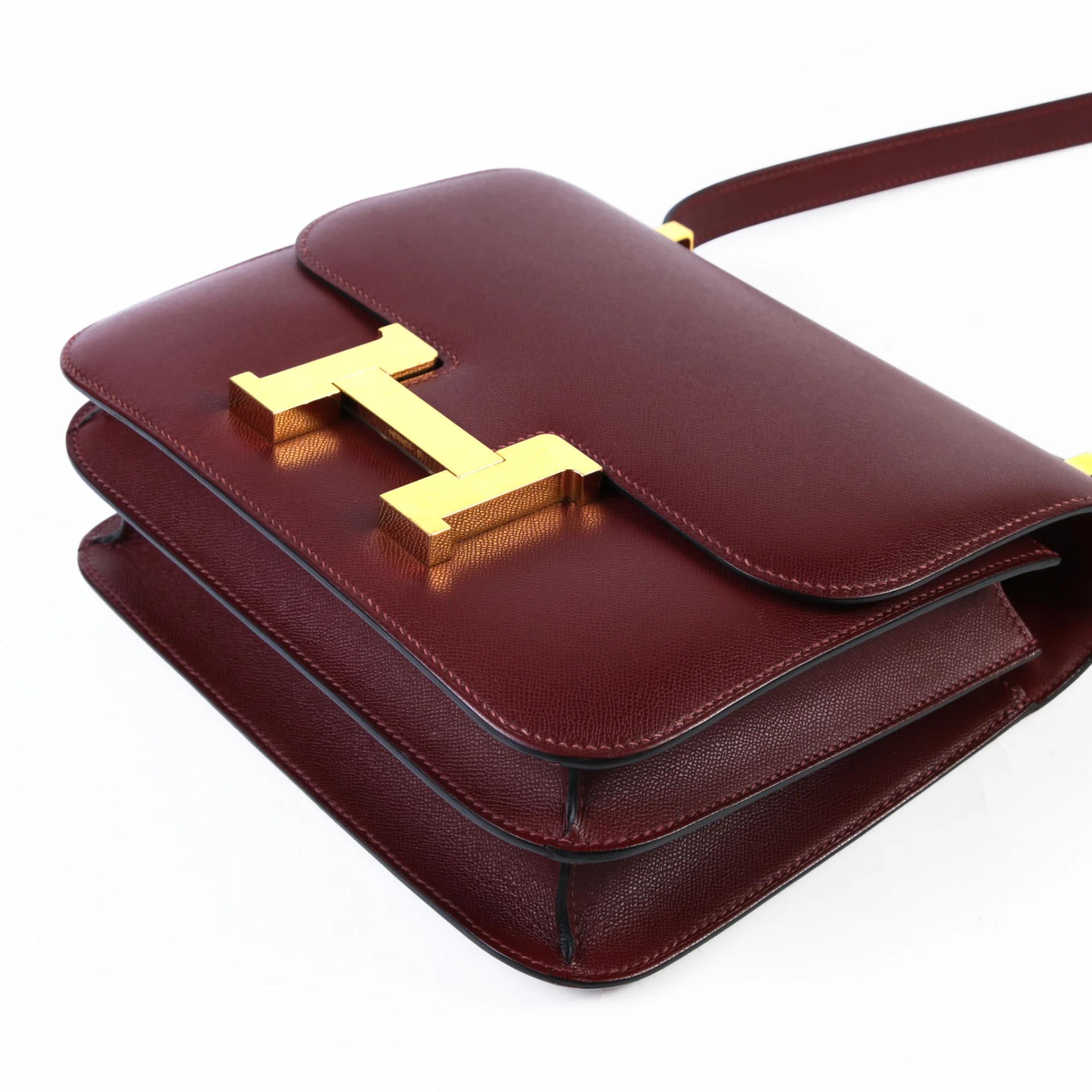 Very Good ( Rank A) HERMÈS Constance 24 Rouge H (55) Madame Gold hardware C (2018) - 5