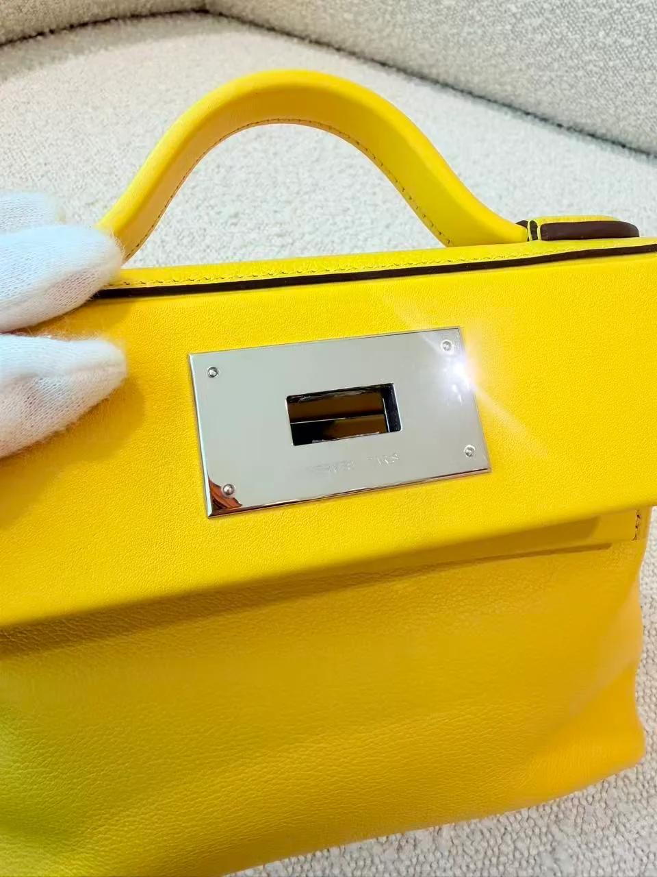 Very Good ( Rank A) HERMÈS 24/24 - 21 mini Jaune Ambre (9D) Evercolor Swift Palladium hardware U (2022) - 17
