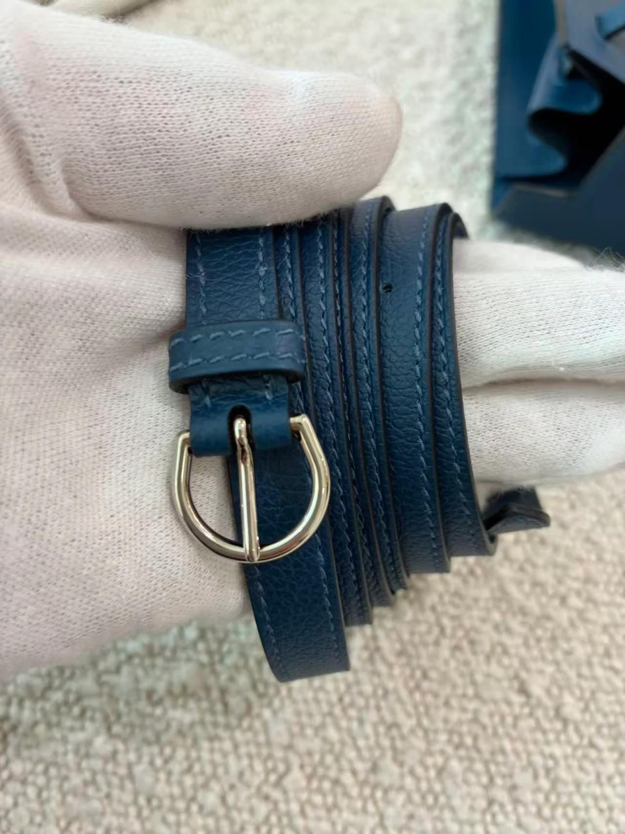 Excellent ( Rank SA ) HERMÈS Kelly Danse Deep Blue (S4) Evercolor Palladium hardware D (2019) - 32