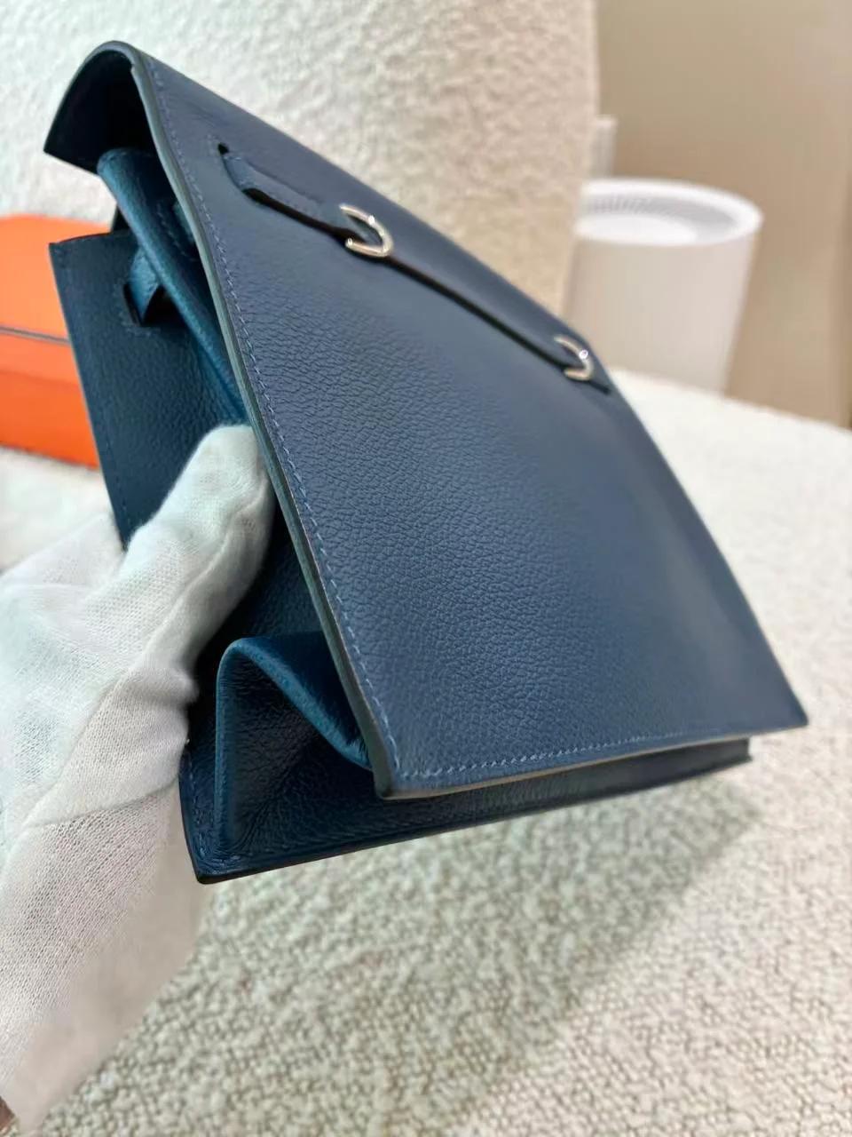 Excellent ( Rank SA ) HERMÈS Kelly Danse Deep Blue (S4) Evercolor Palladium hardware D (2019) - 25