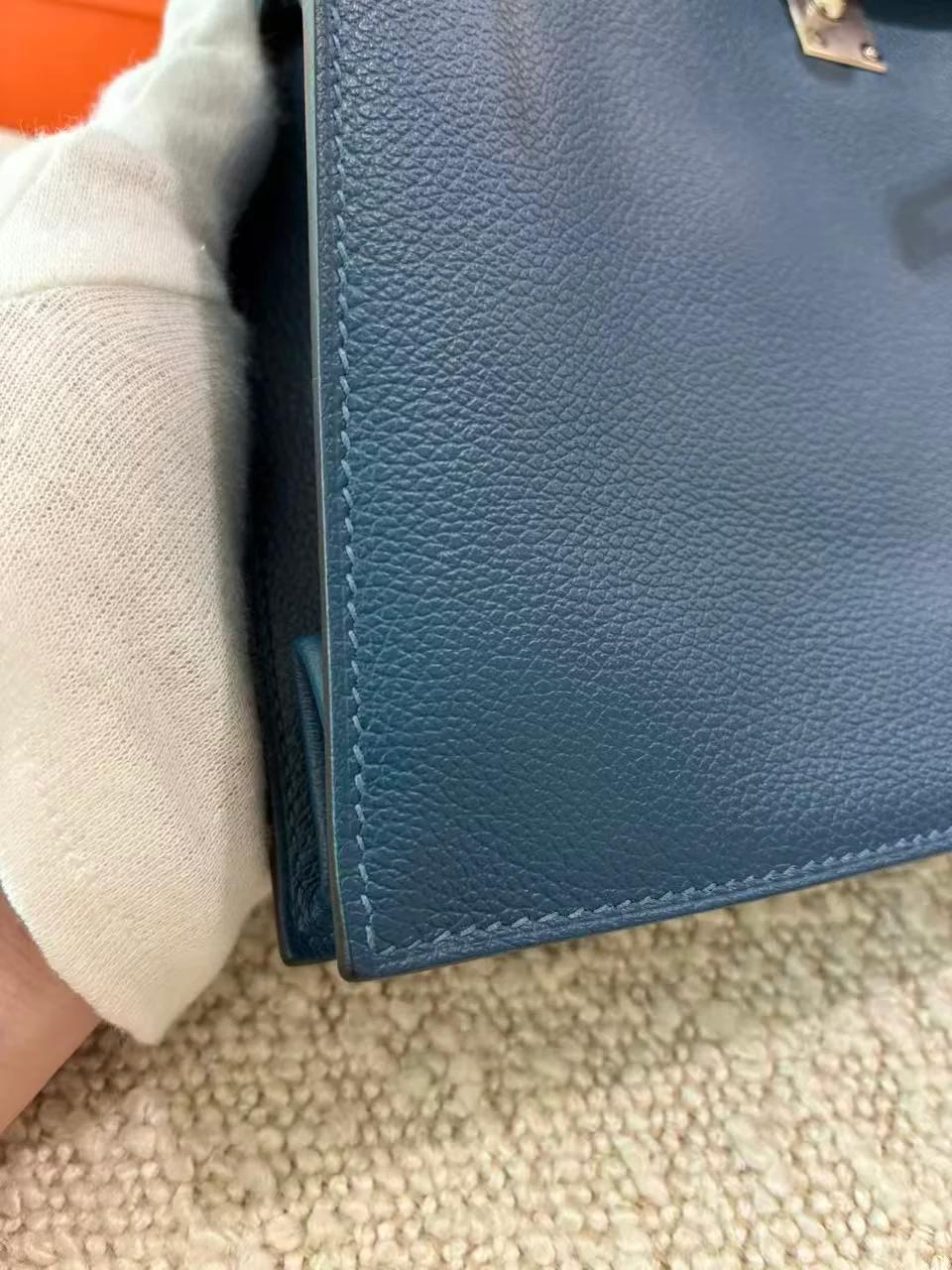 Excellent ( Rank SA ) HERMÈS Kelly Danse Deep Blue (S4) Evercolor Palladium hardware D (2019) - 23