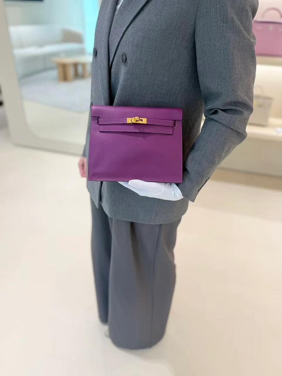 Very Good ( Rank A) HERMÈS Kelly Danse Anemone (P9) Evercolor Gold hardware D (2019) - 4