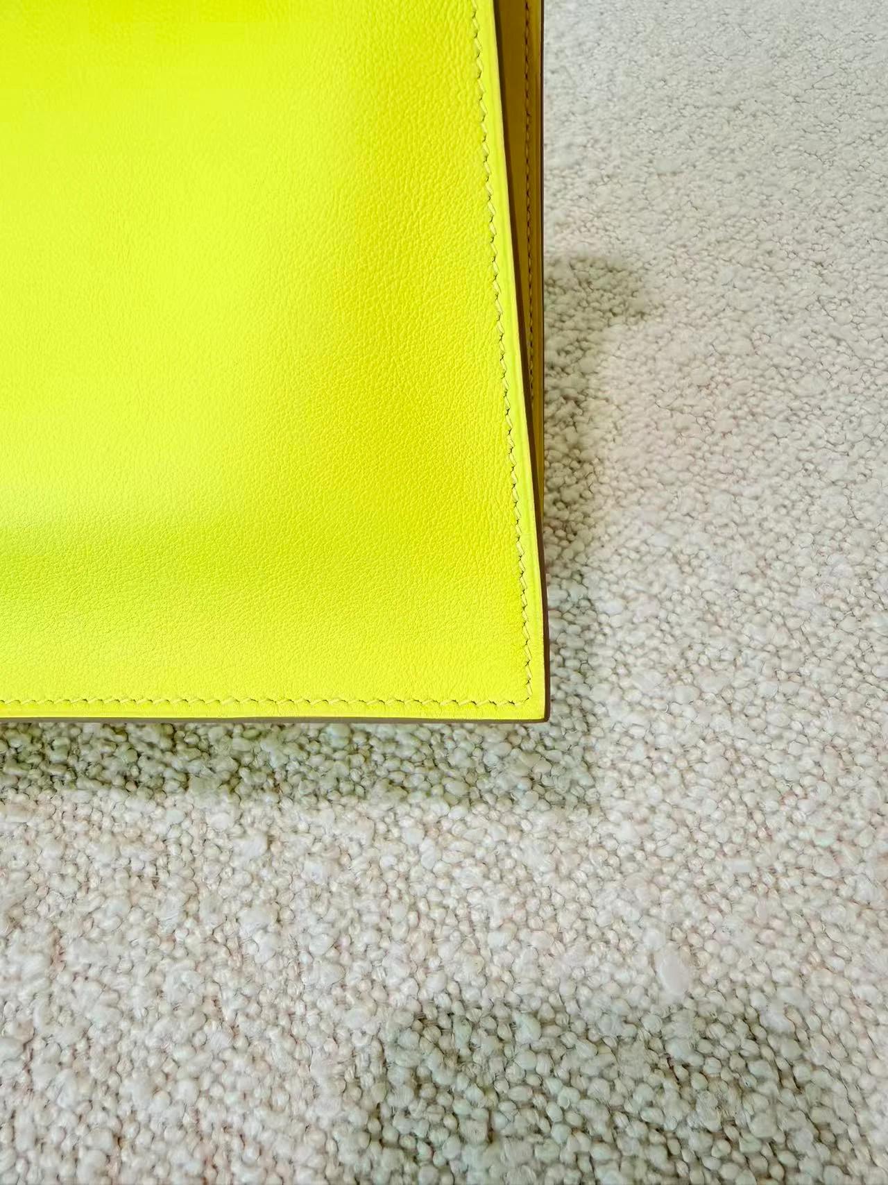 Unused ( Rank NS ) HERMÈS Kelly Danse Lime (9R) Swift Gold hardware Y (2020) - 13