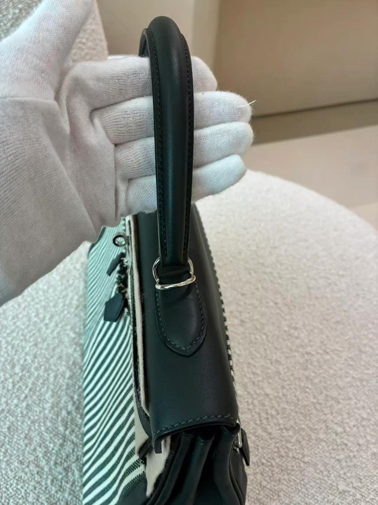 Very Good ( Rank A) HERMÈS Kelly Lakis 35 Vert Anglais (2Q) Swift Toile H canvas Palladium hardware X (2016) - 11