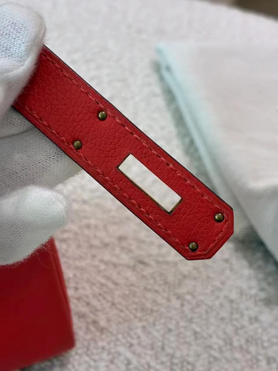 Very Good ( Rank A) HERMÈS Kelly 28 Verso Rouge H (55) Capucine (9T) Evercolor Gold hardware C (2018) - 22