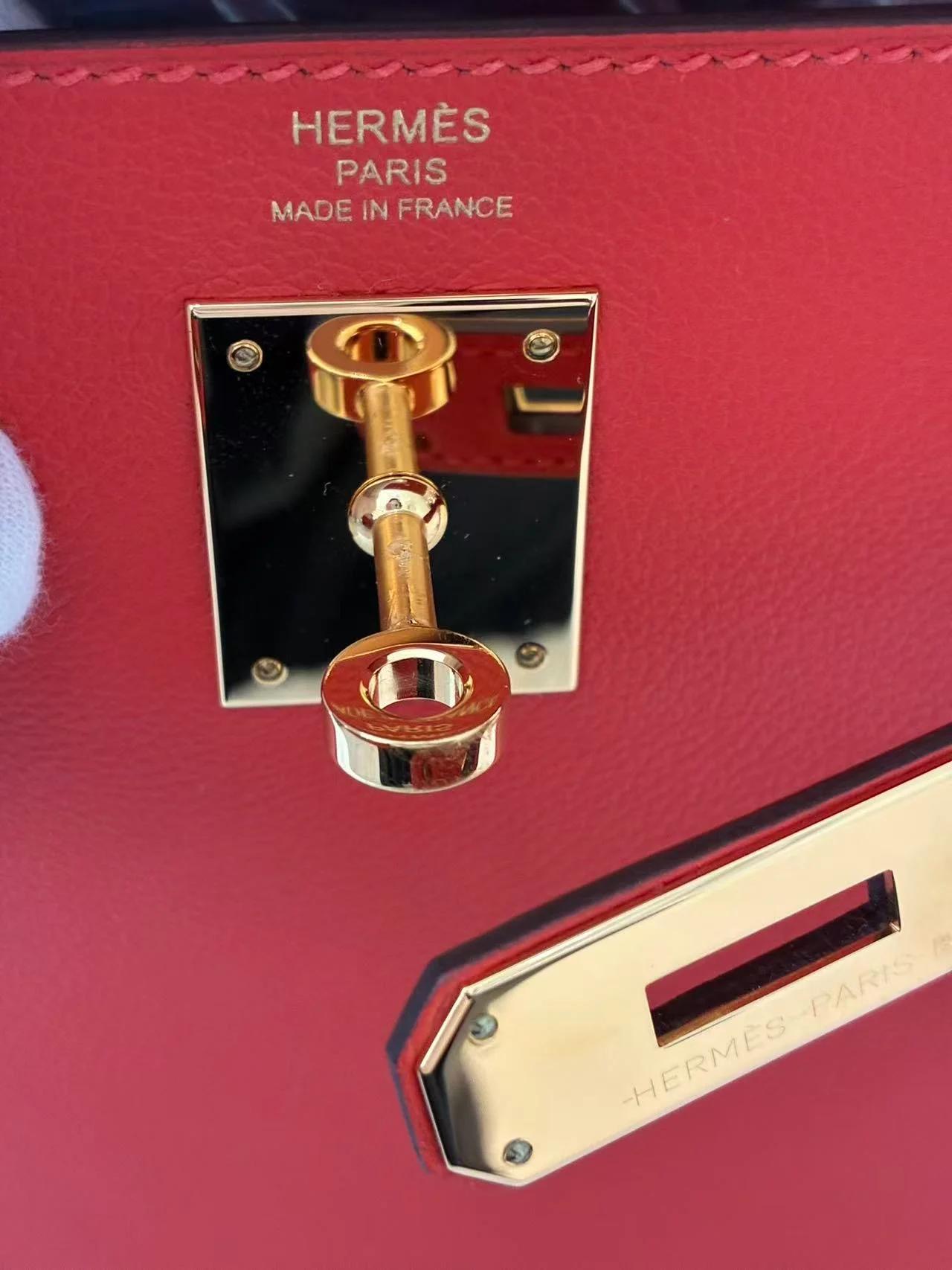 Very Good ( Rank A) HERMÈS Kelly 28 Verso Rouge H (55) Capucine (9T) Evercolor Gold hardware C (2018) - 25