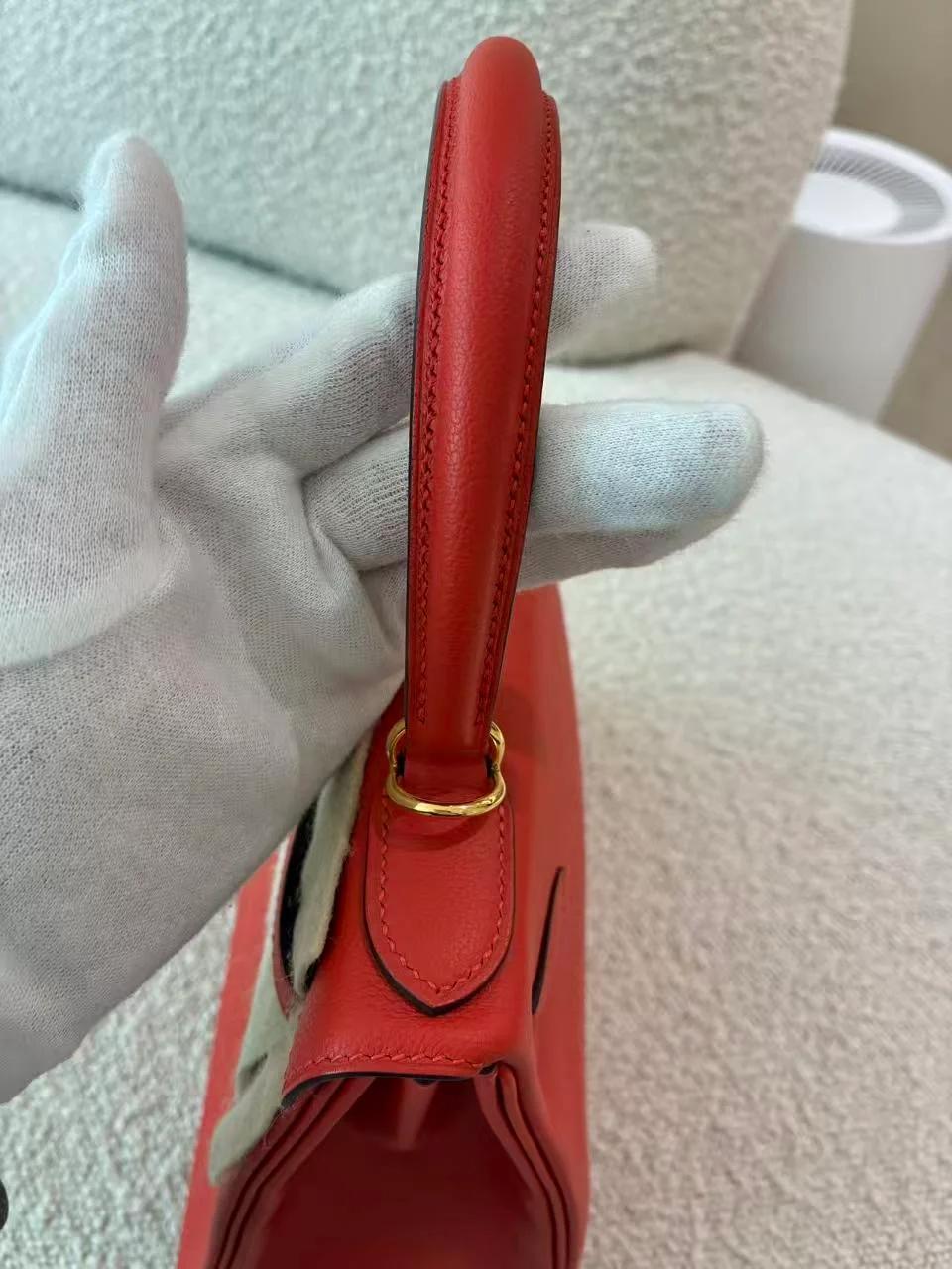 Very Good ( Rank A) HERMÈS Kelly 28 Verso Rouge H (55) Capucine (9T) Evercolor Gold hardware C (2018) - 10