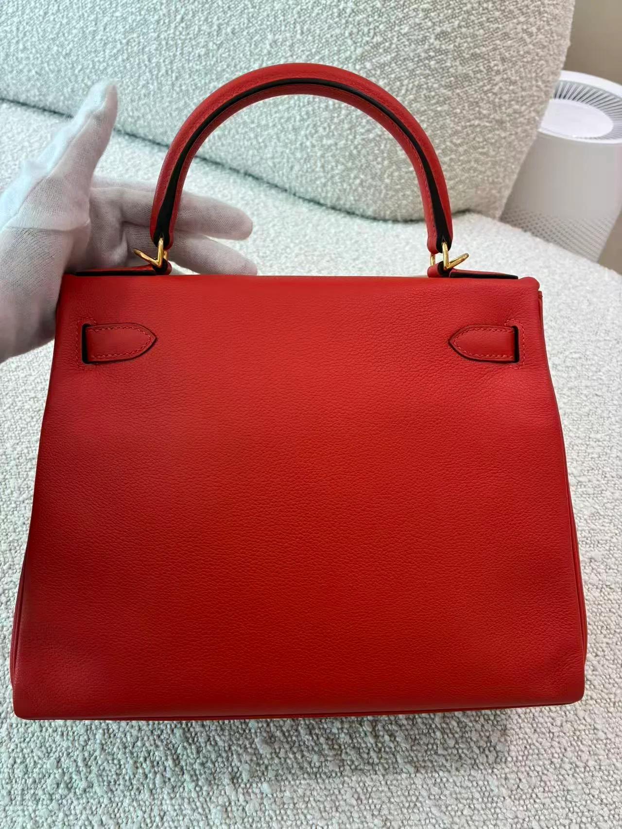 Very Good ( Rank A) HERMÈS Kelly 28 Verso Rouge H (55) Capucine (9T) Evercolor Gold hardware C (2018) - 6