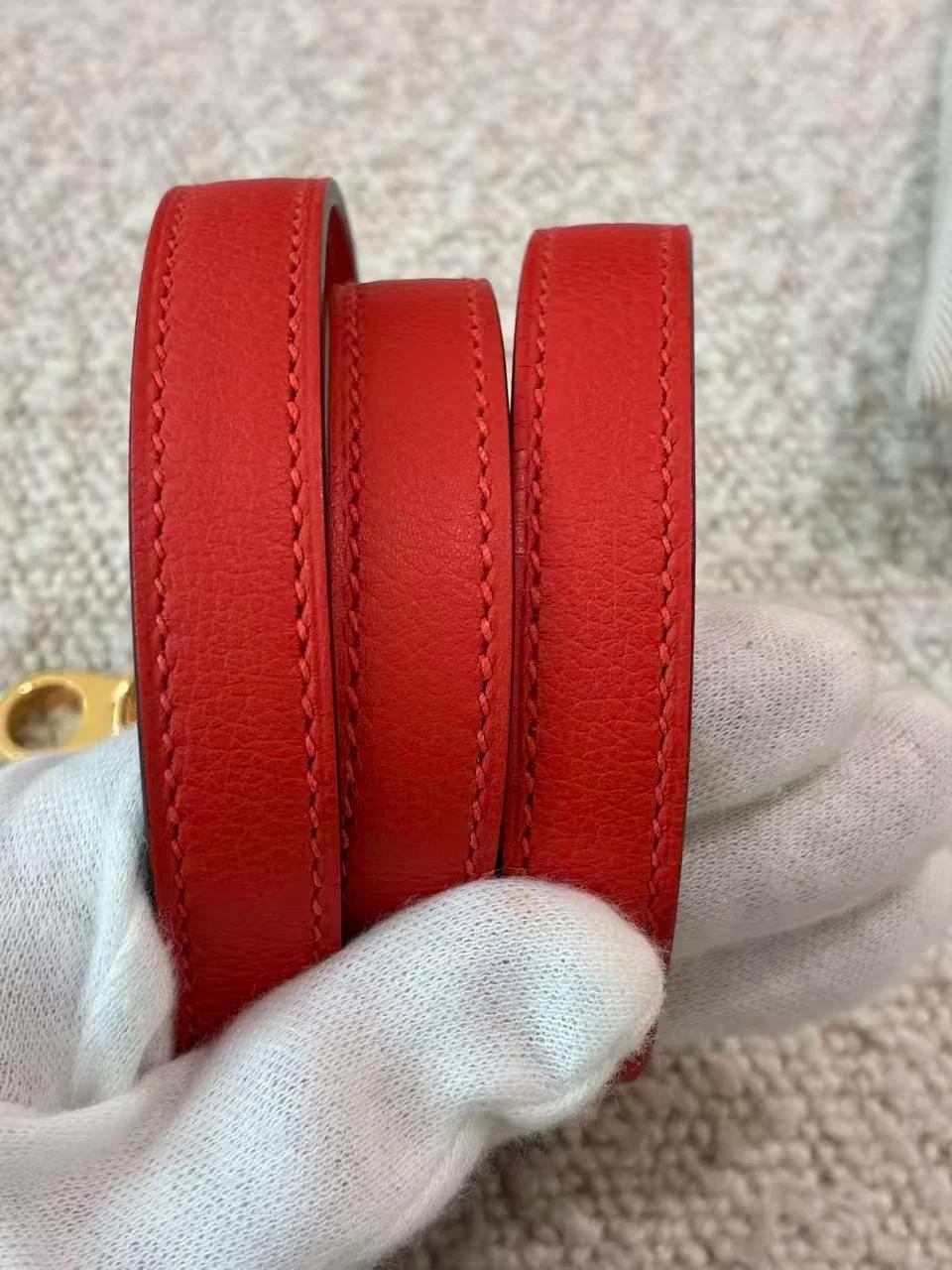 Very Good ( Rank A) HERMÈS Kelly 28 Verso Rouge H (55) Capucine (9T) Evercolor Gold hardware C (2018) - 34