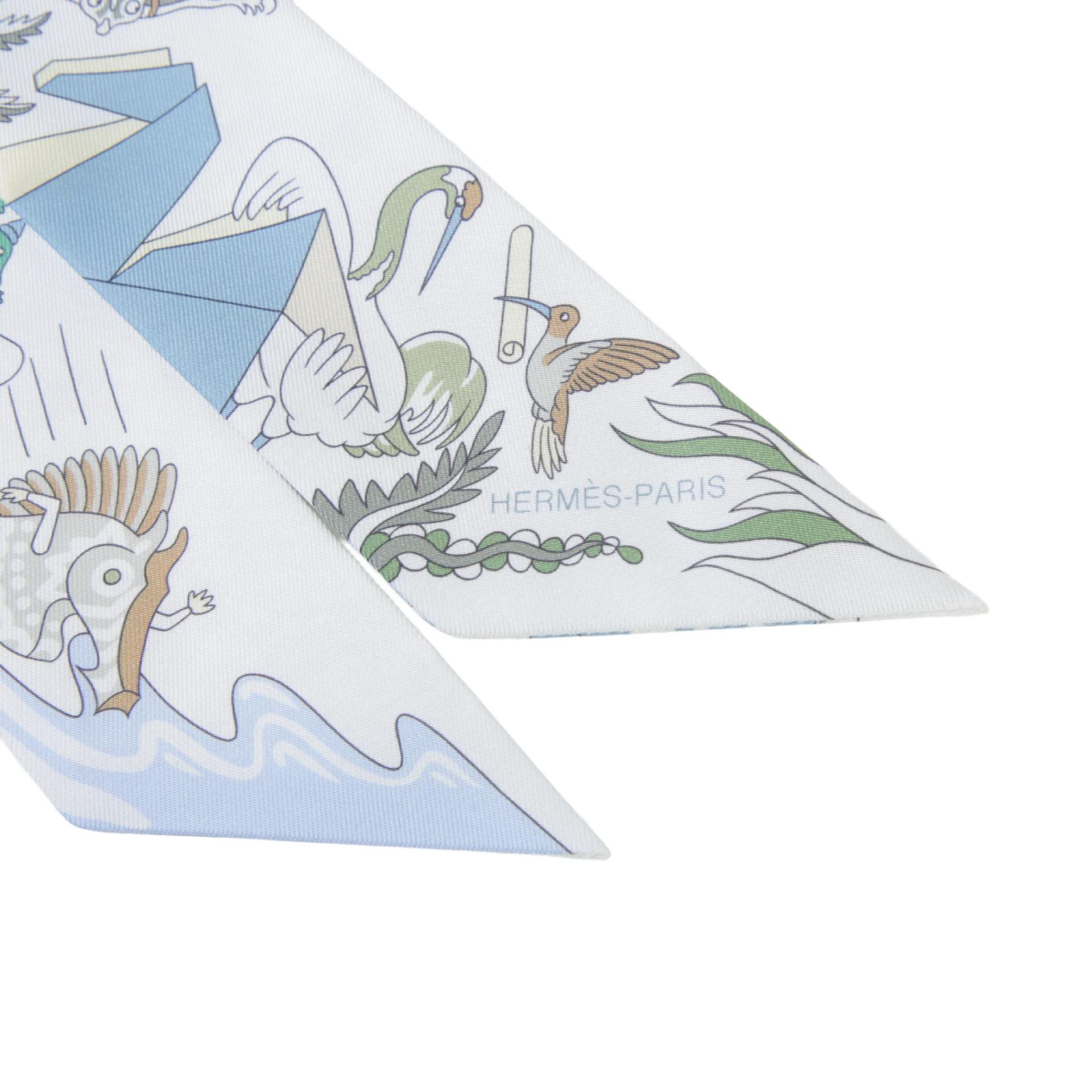 Unused ( Rank NS ) HERMÈS Twilly Academia Hippica White Silk - 3