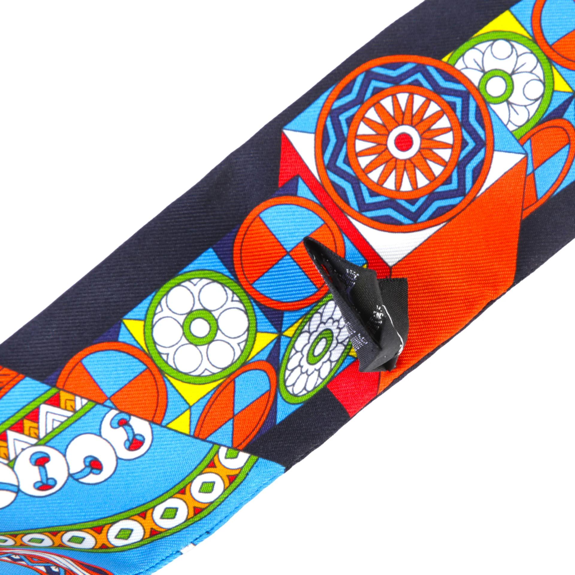 Very Good ( Rank A) HERMÈS Twilly De l'Ombrelle aux Duels Black Multi-color Silk - 4