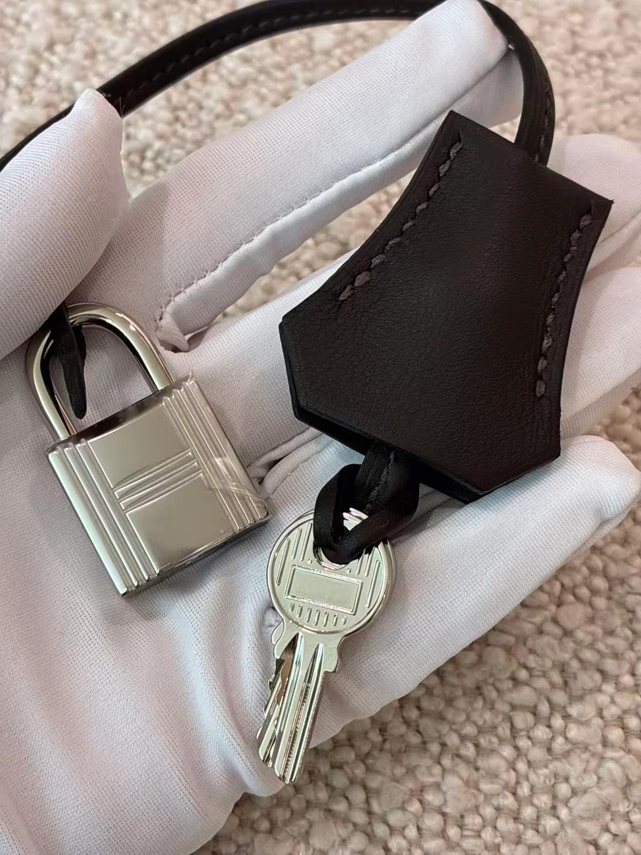 Brand New ( Rank N ) HERMÈS Birkin 30 Ecru Bai Brun（T3） Swift Toile H canvas Palladium hardware G (2026) - 30